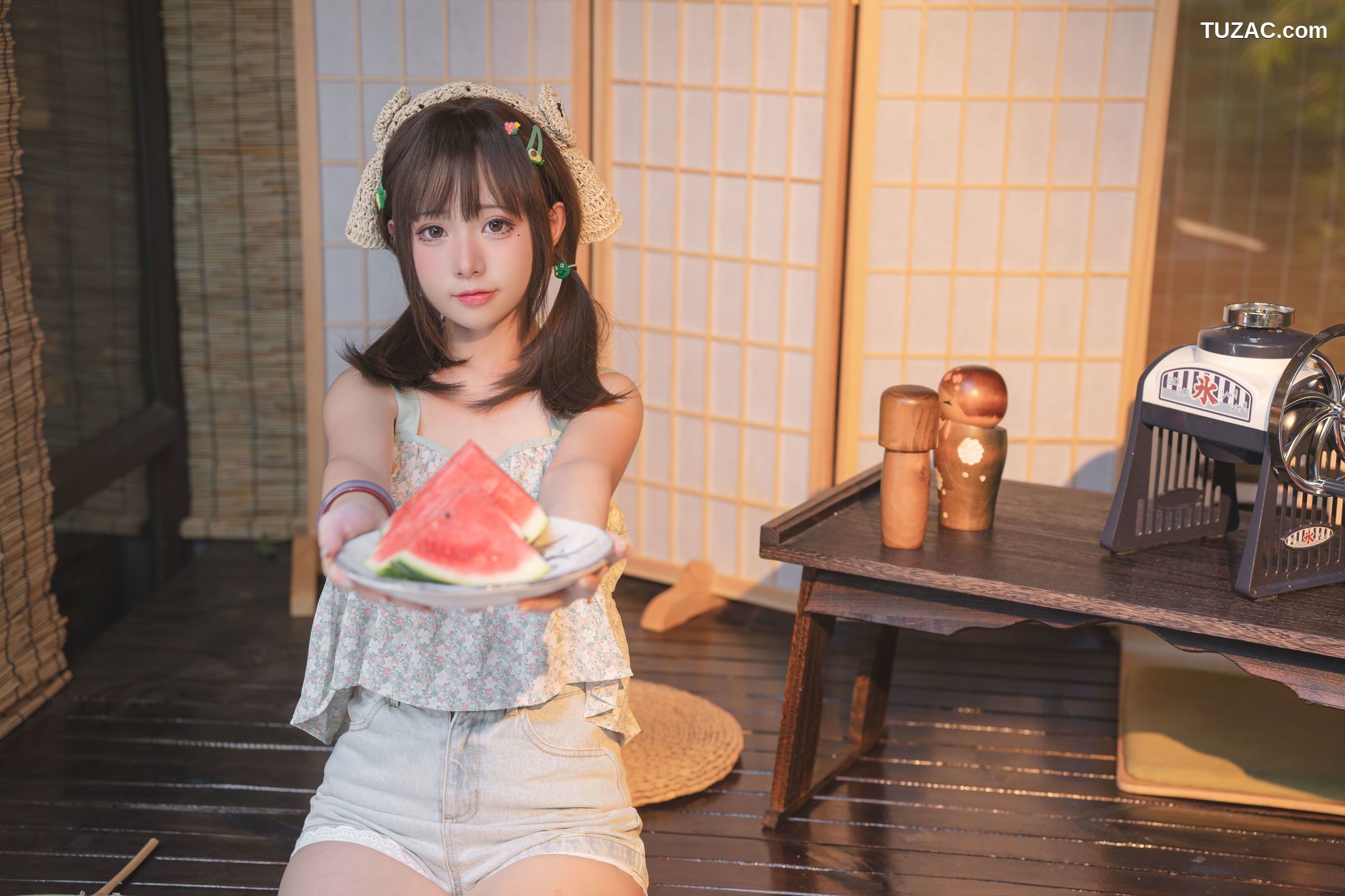 爆机少女喵小吉-小吉的小镇生活