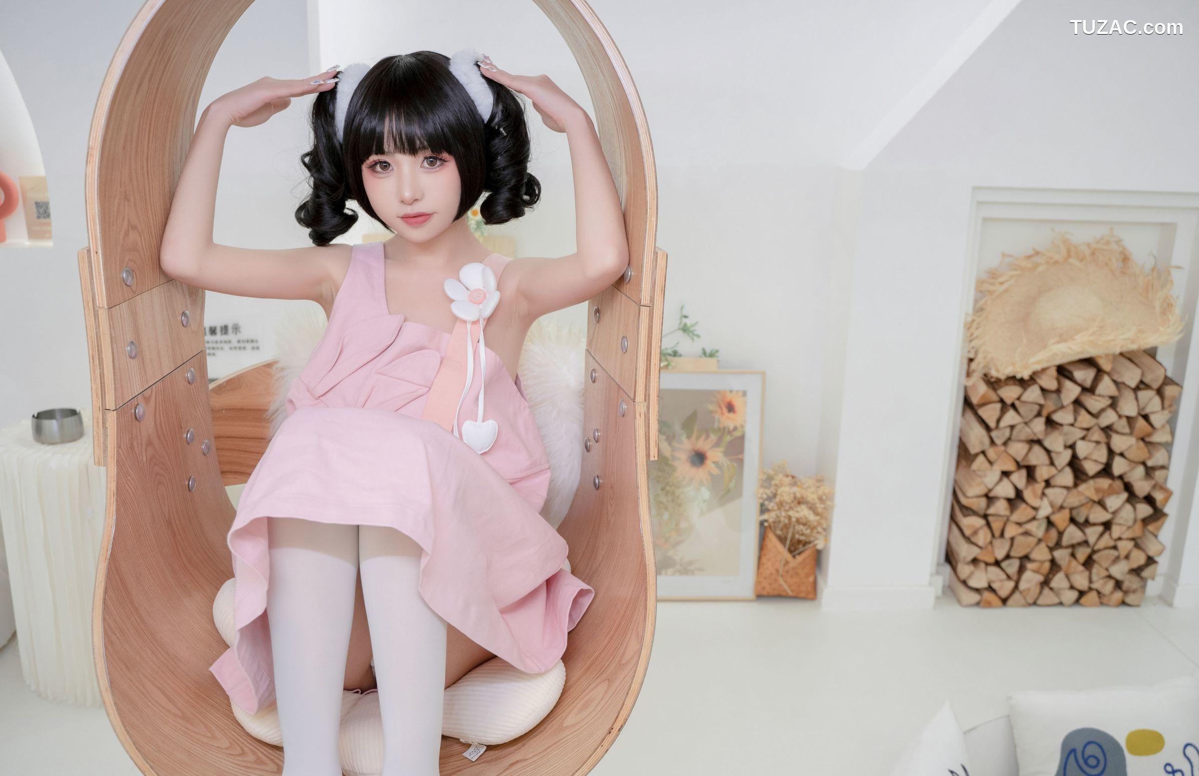 爆机少女喵小吉-蜜桃乌龙