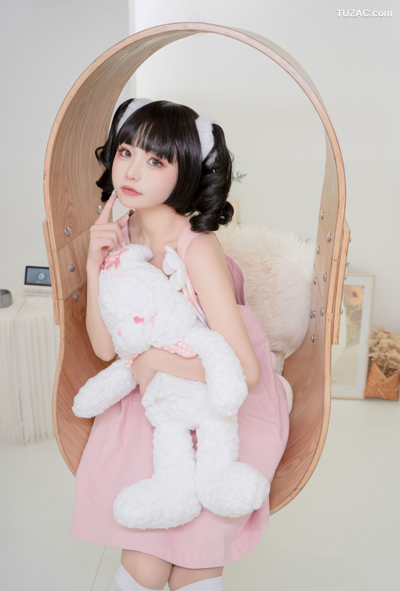 爆机少女喵小吉-蜜桃乌龙