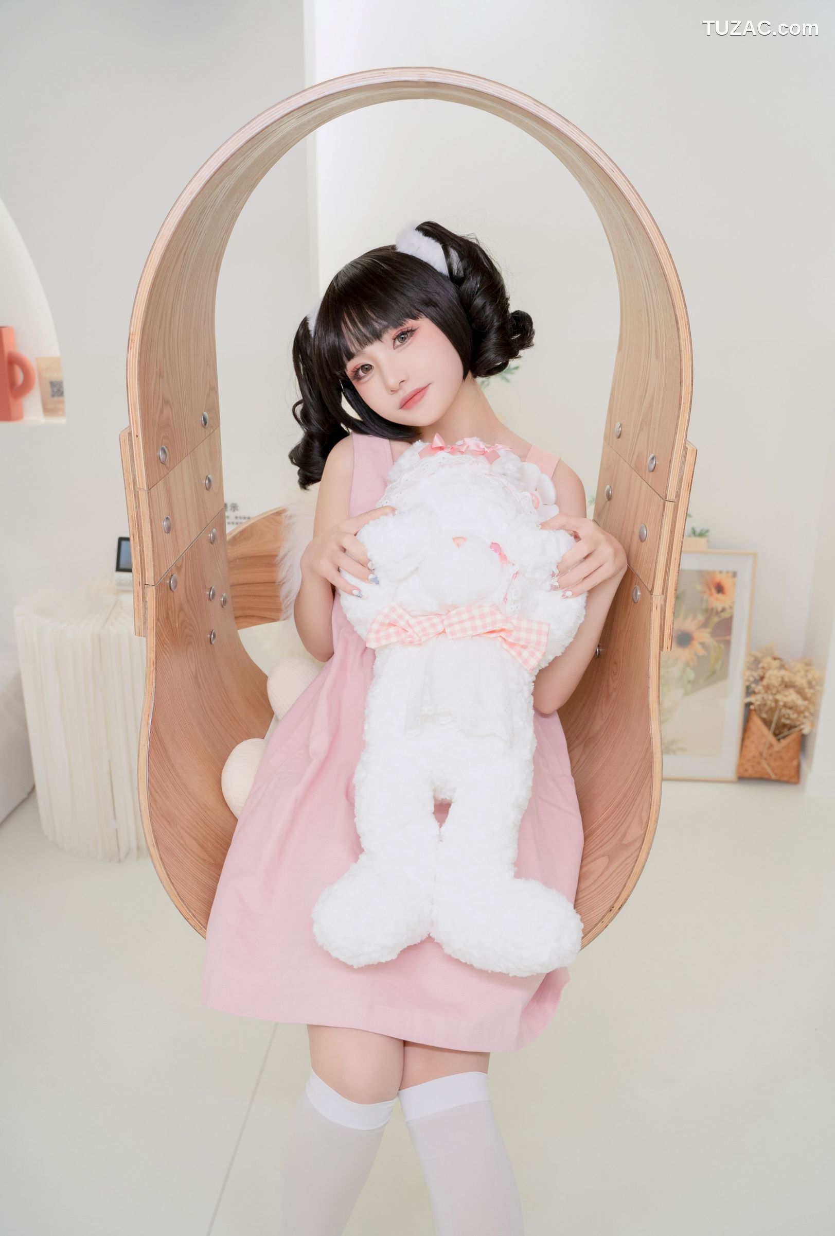 爆机少女喵小吉-蜜桃乌龙