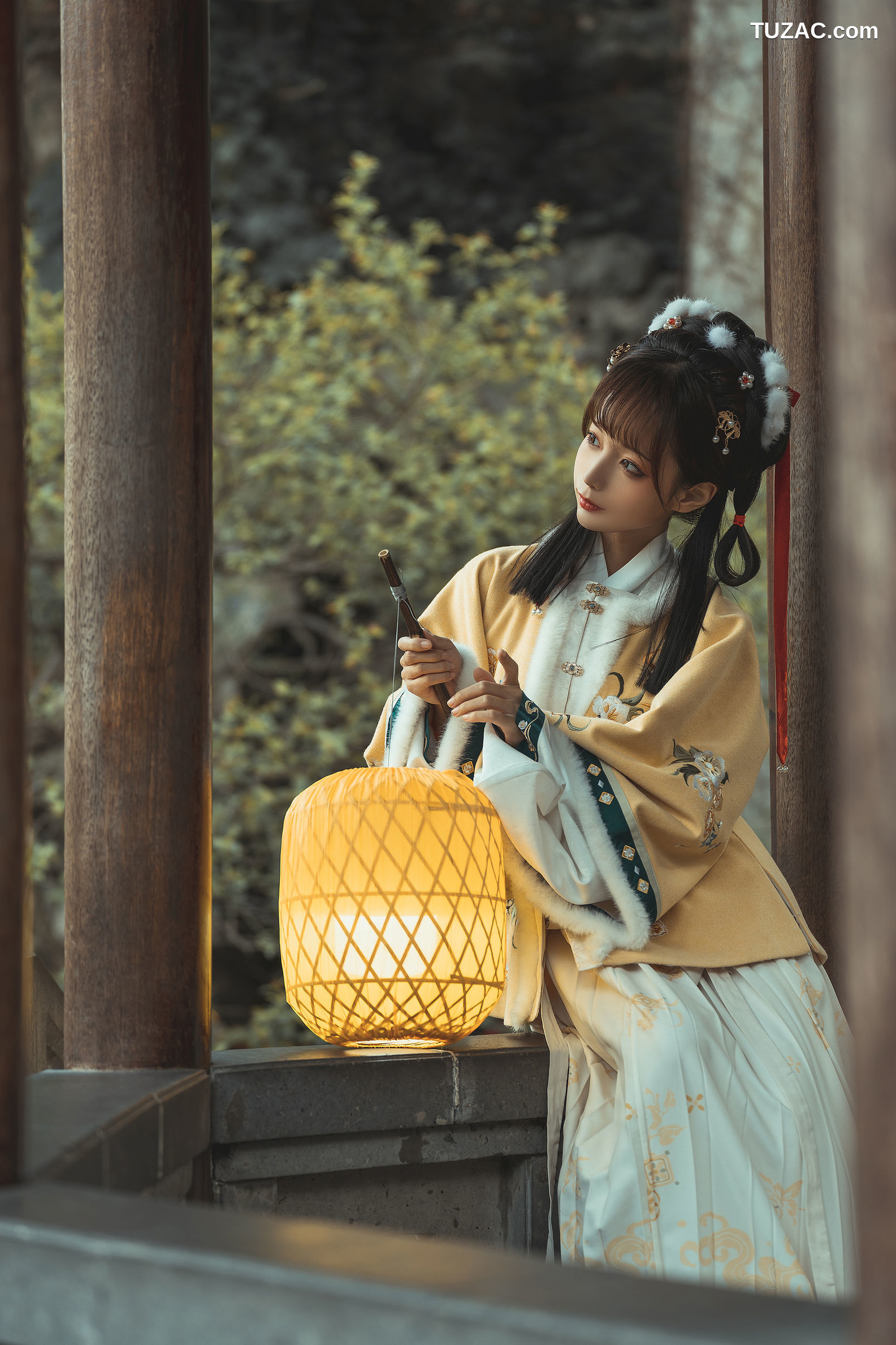 蠢沫沫-140-黄汉服