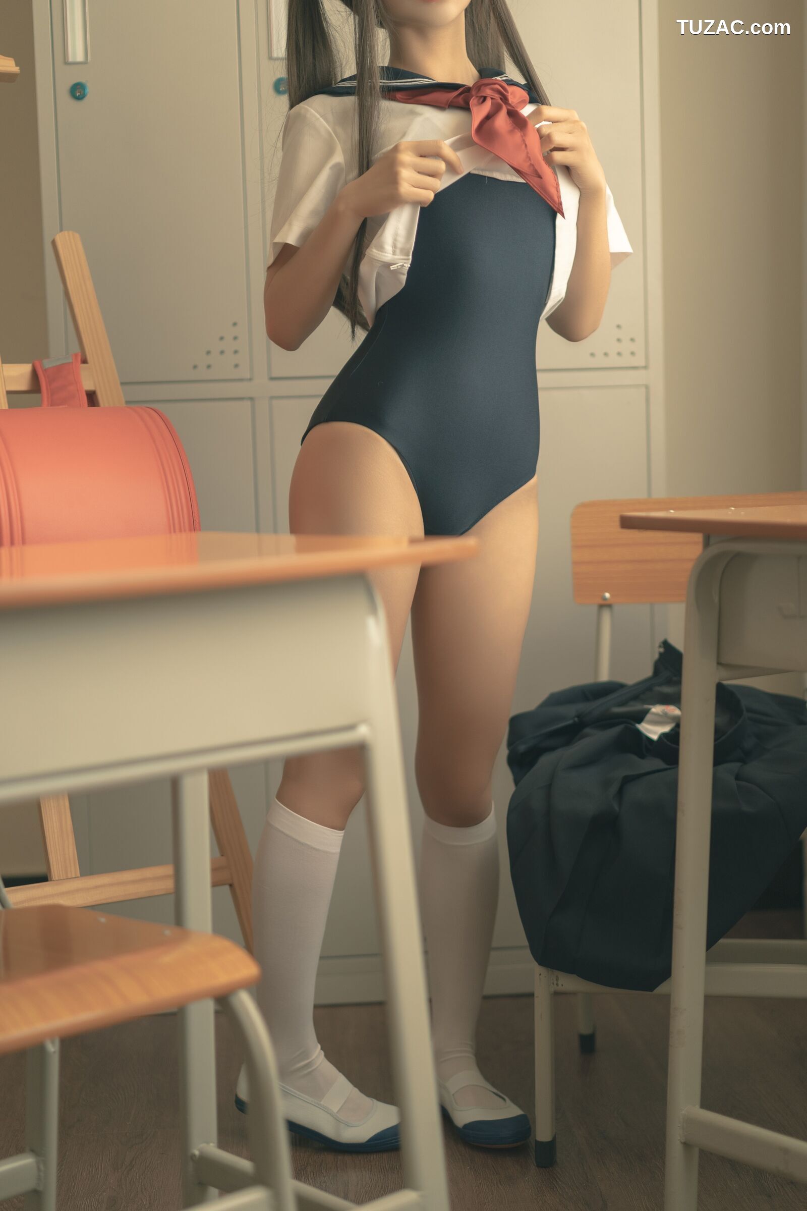 蠢沫沫-School-Kitty
