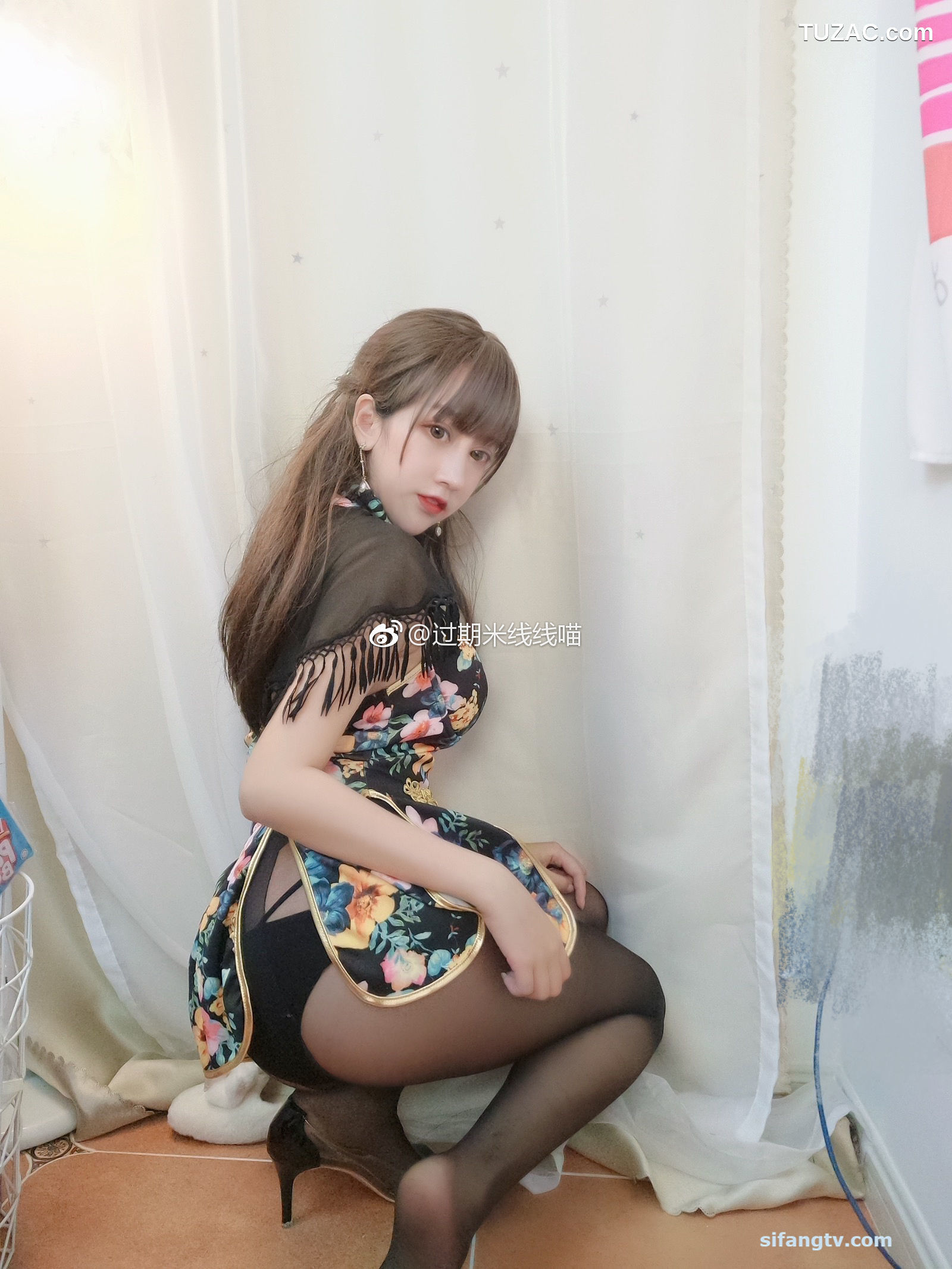 过期米线线喵-045-披肩小洋装