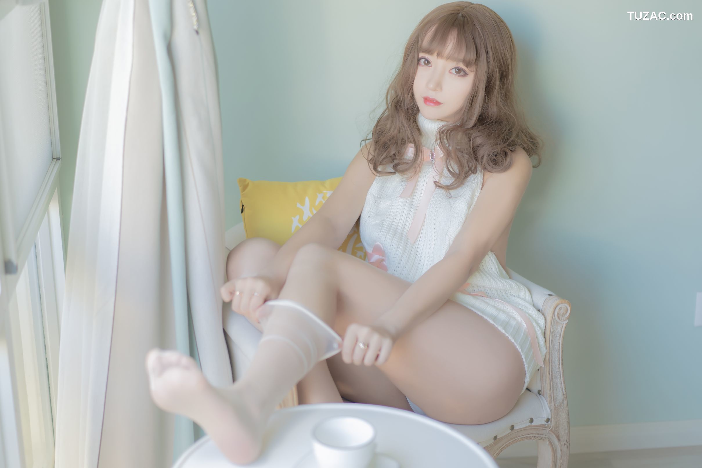 过期米线线喵-063-露背毛衣