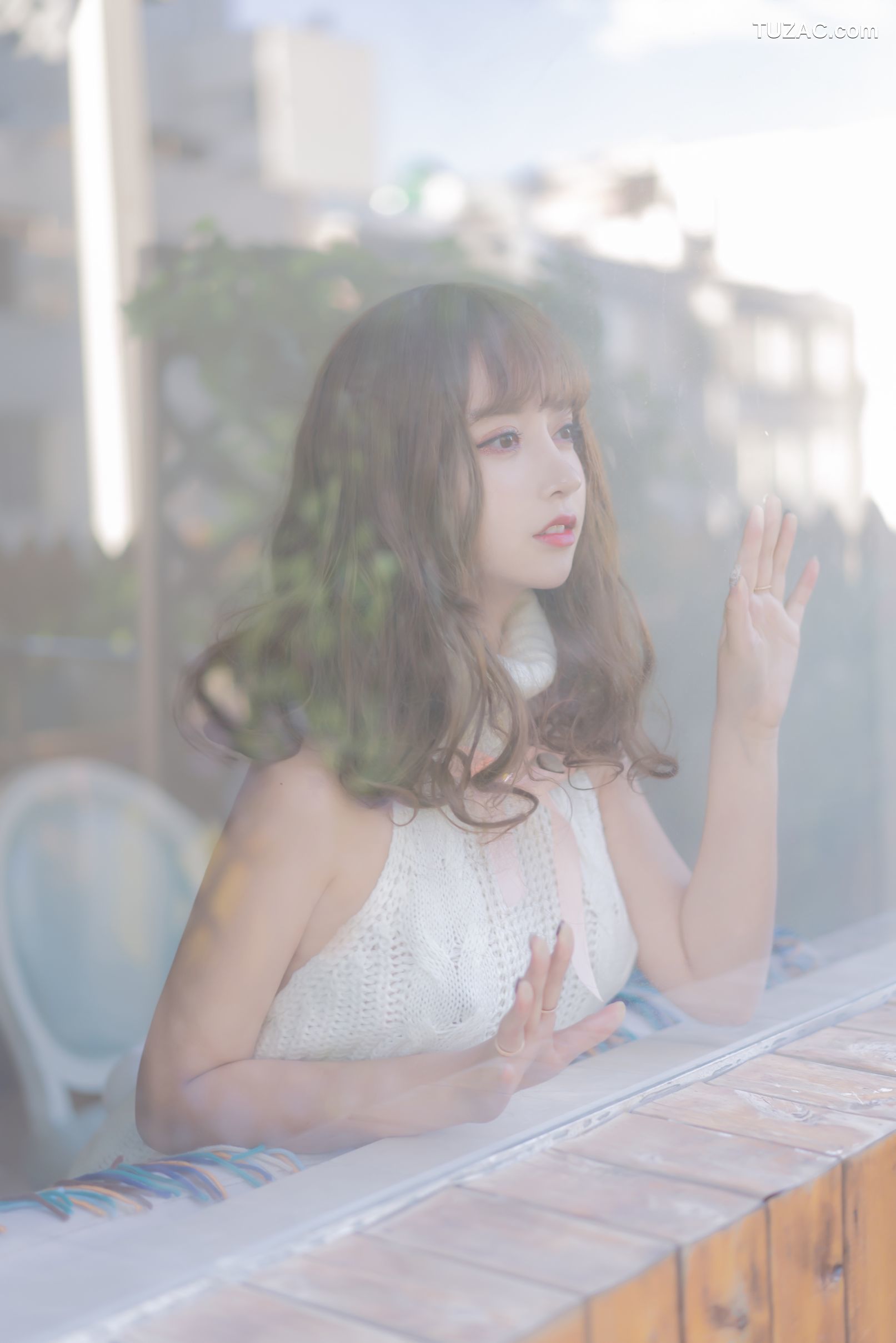 过期米线线喵-063-露背毛衣