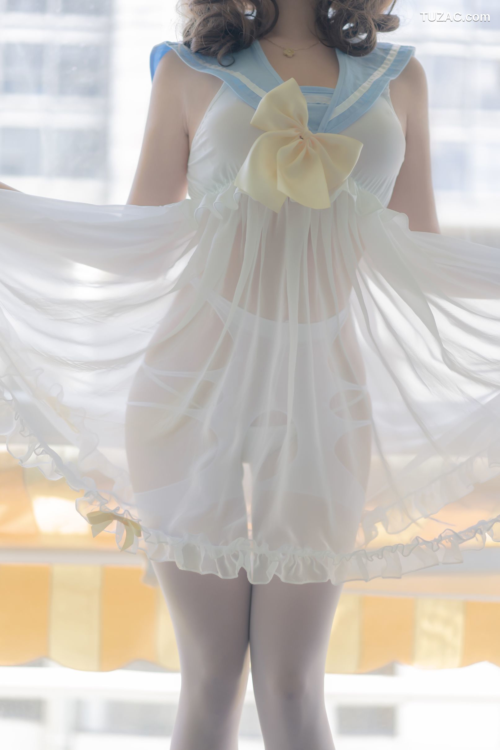 过期米线线喵-067-喝汽水的小盆友