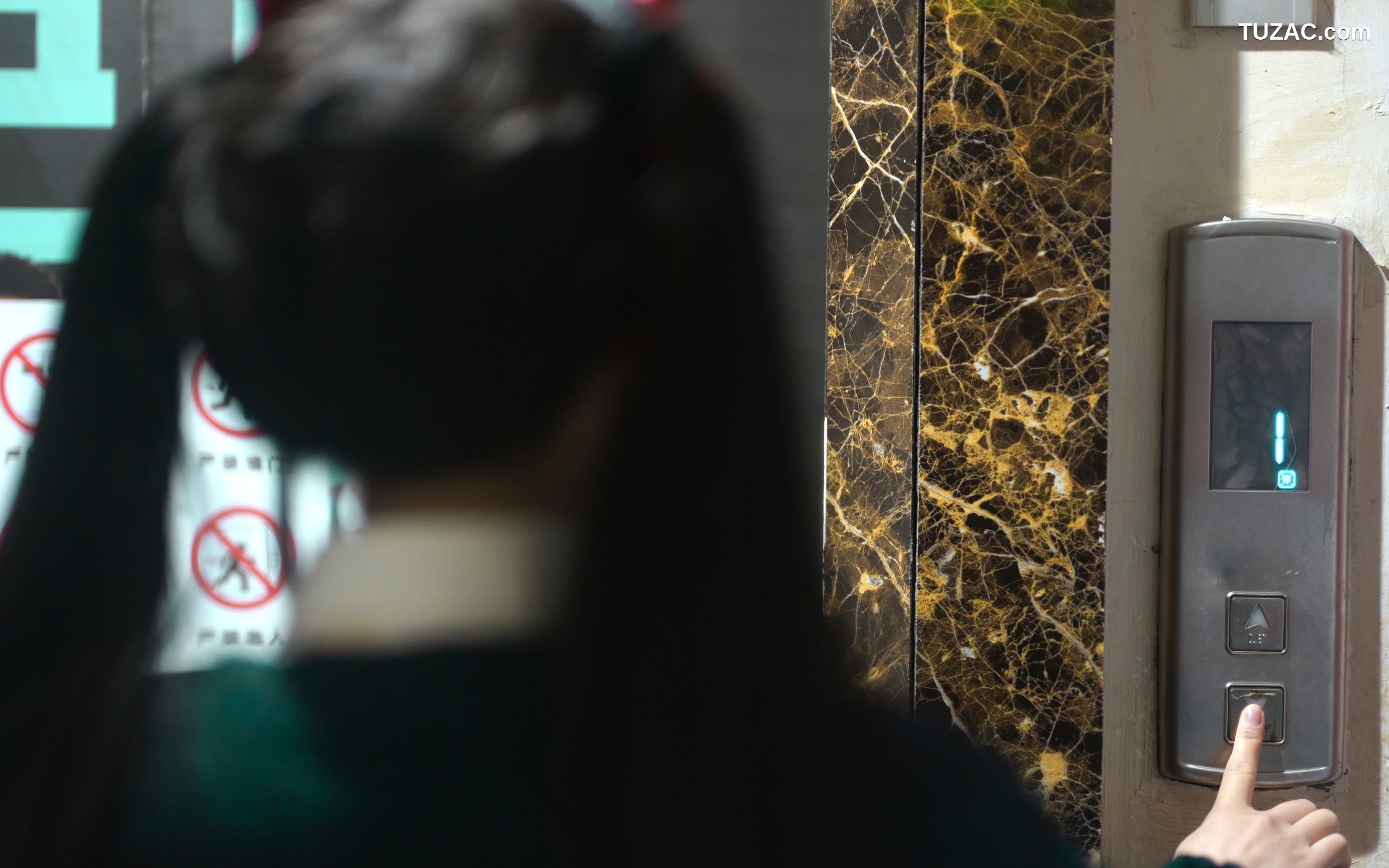 鹿八岁-JK少女的悸动