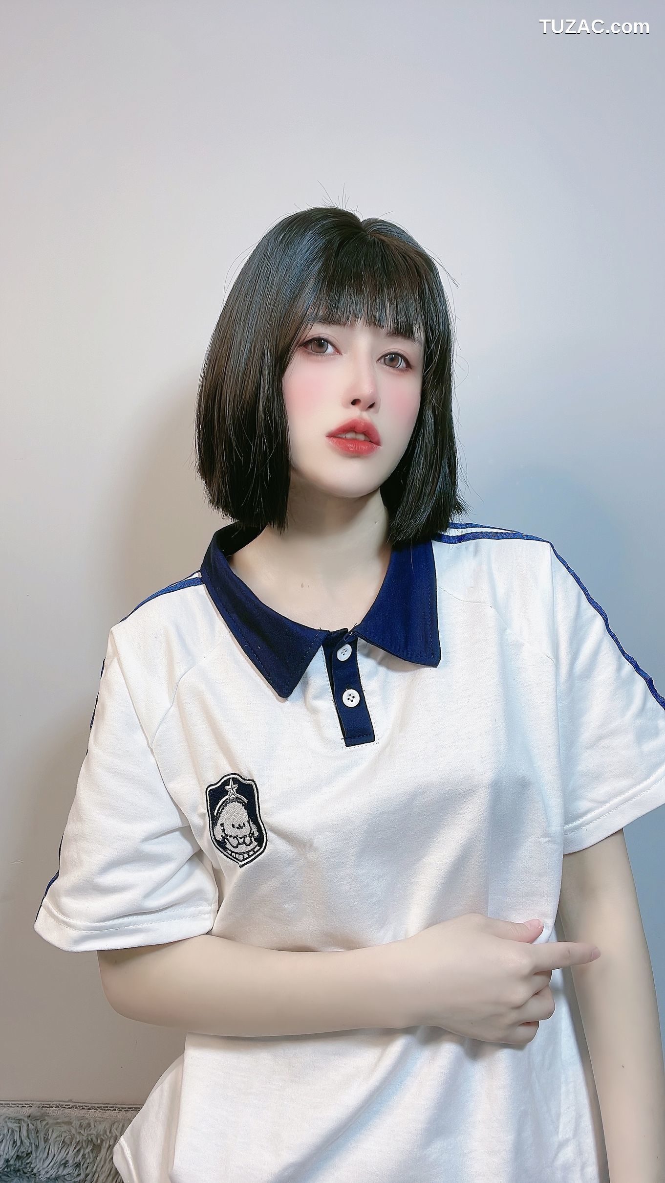 鹿八岁-不良学妹