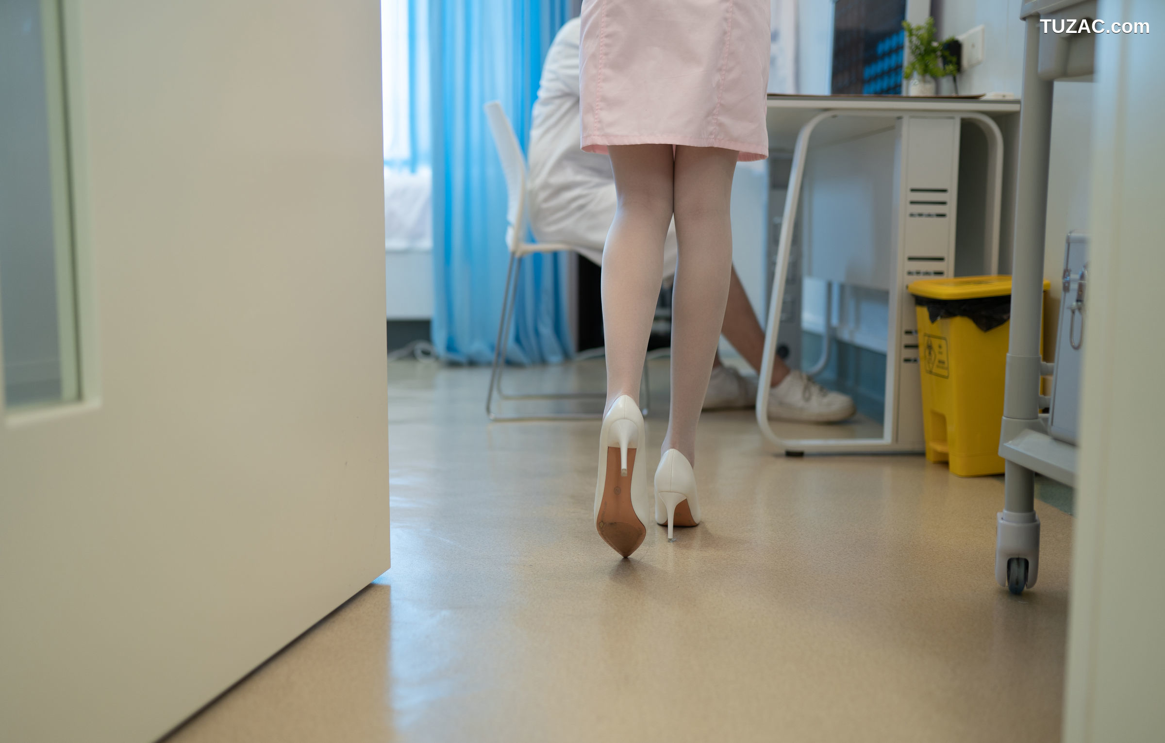 鹿八岁-医生和护士