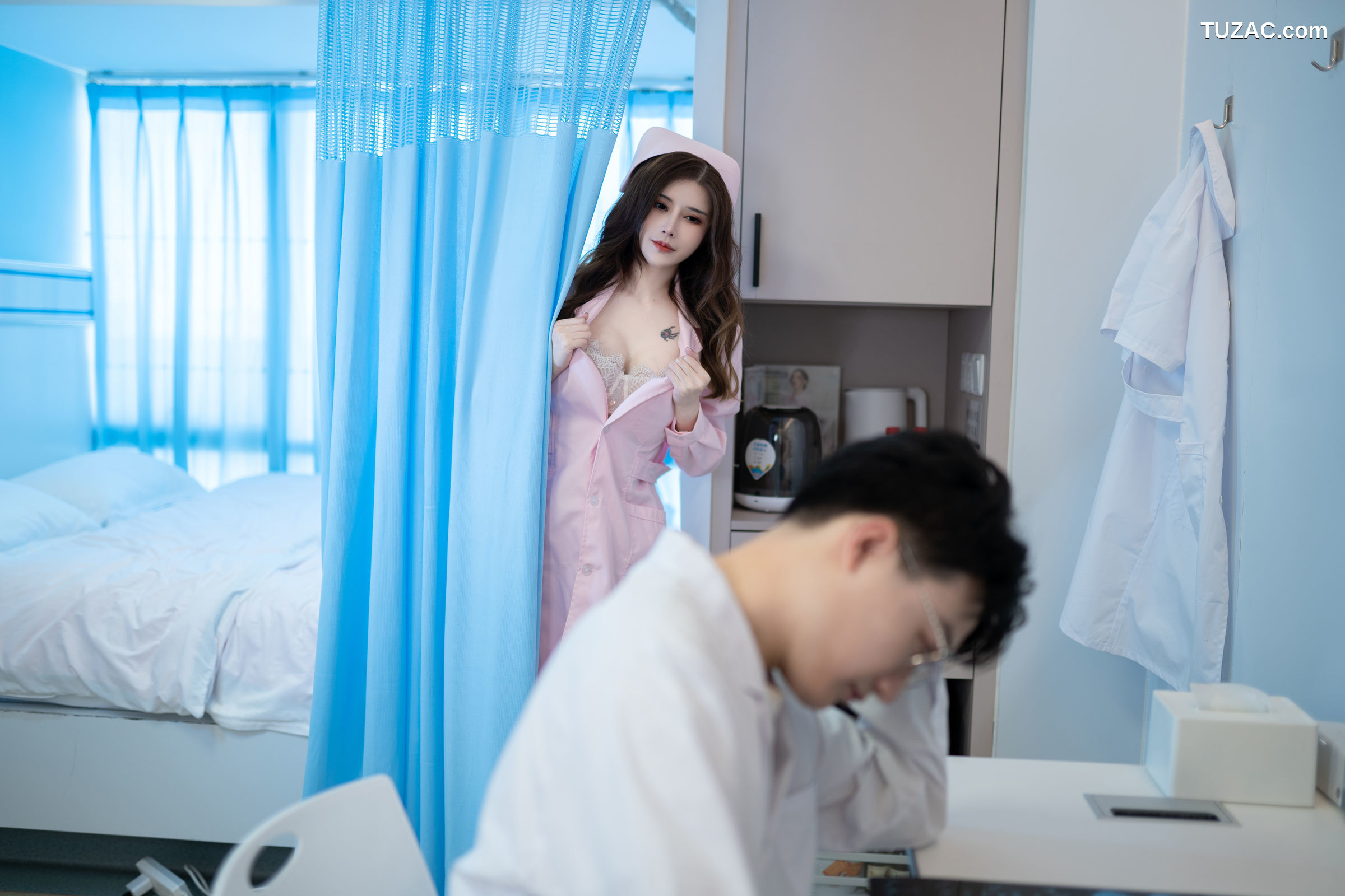 鹿八岁-医生和护士