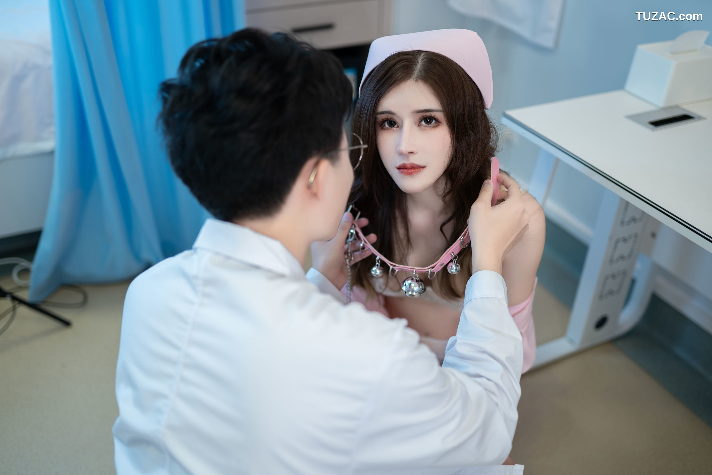 鹿八岁-医生和护士