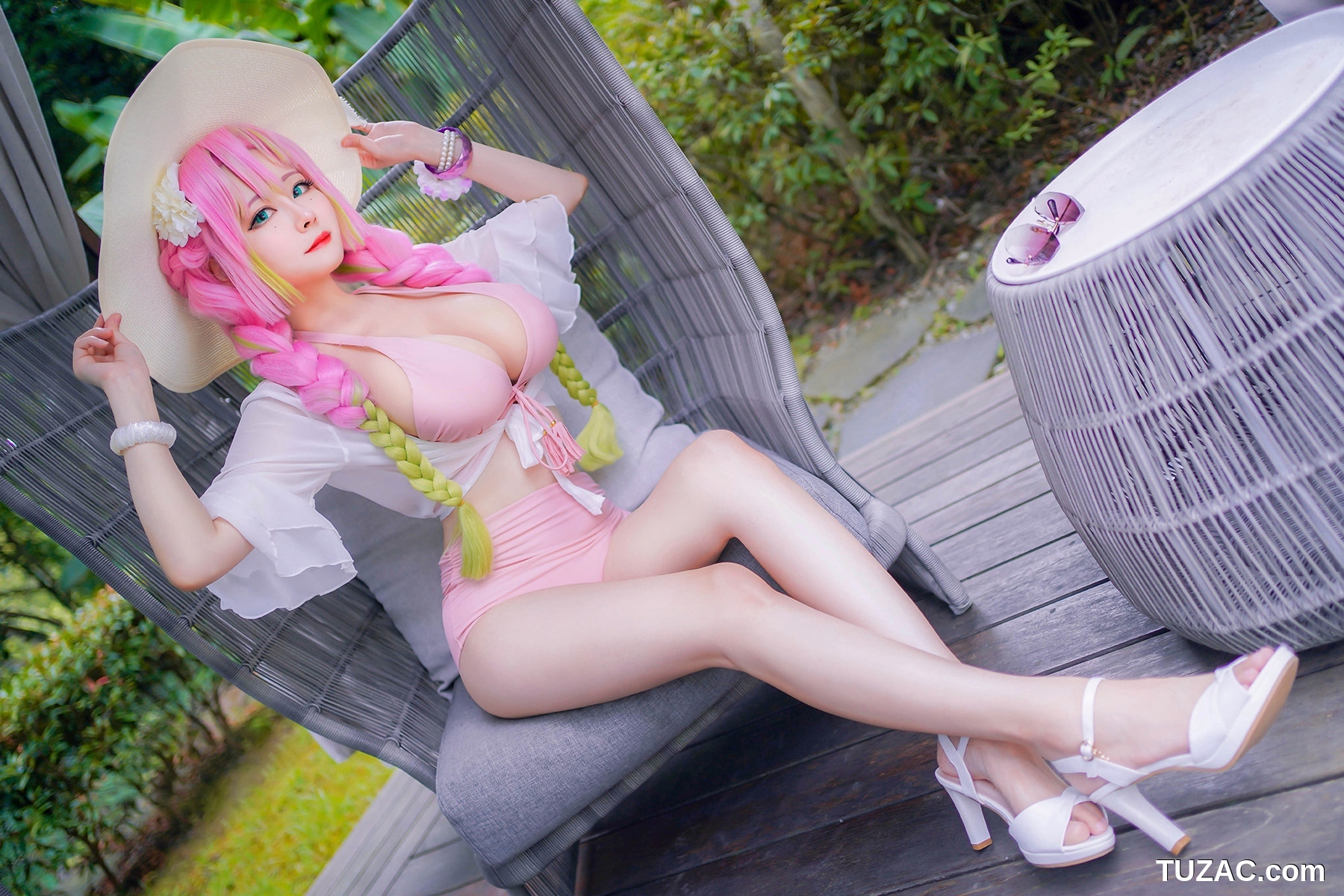 Arty亚缇-Arty-Huang-cosplay-Mitsuri-Kanroji