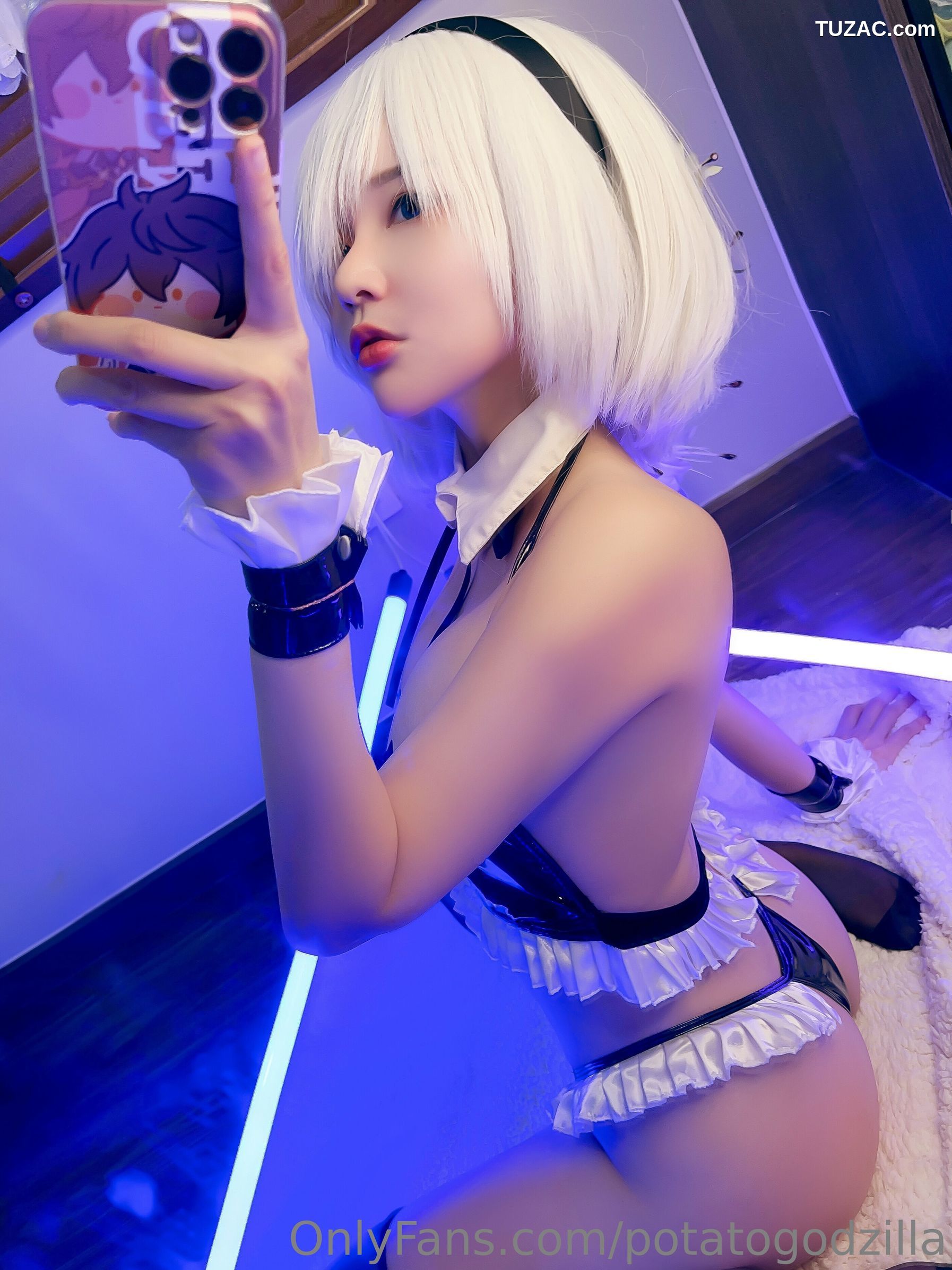 Potato-Godzilla-2B-Maid-Bikini