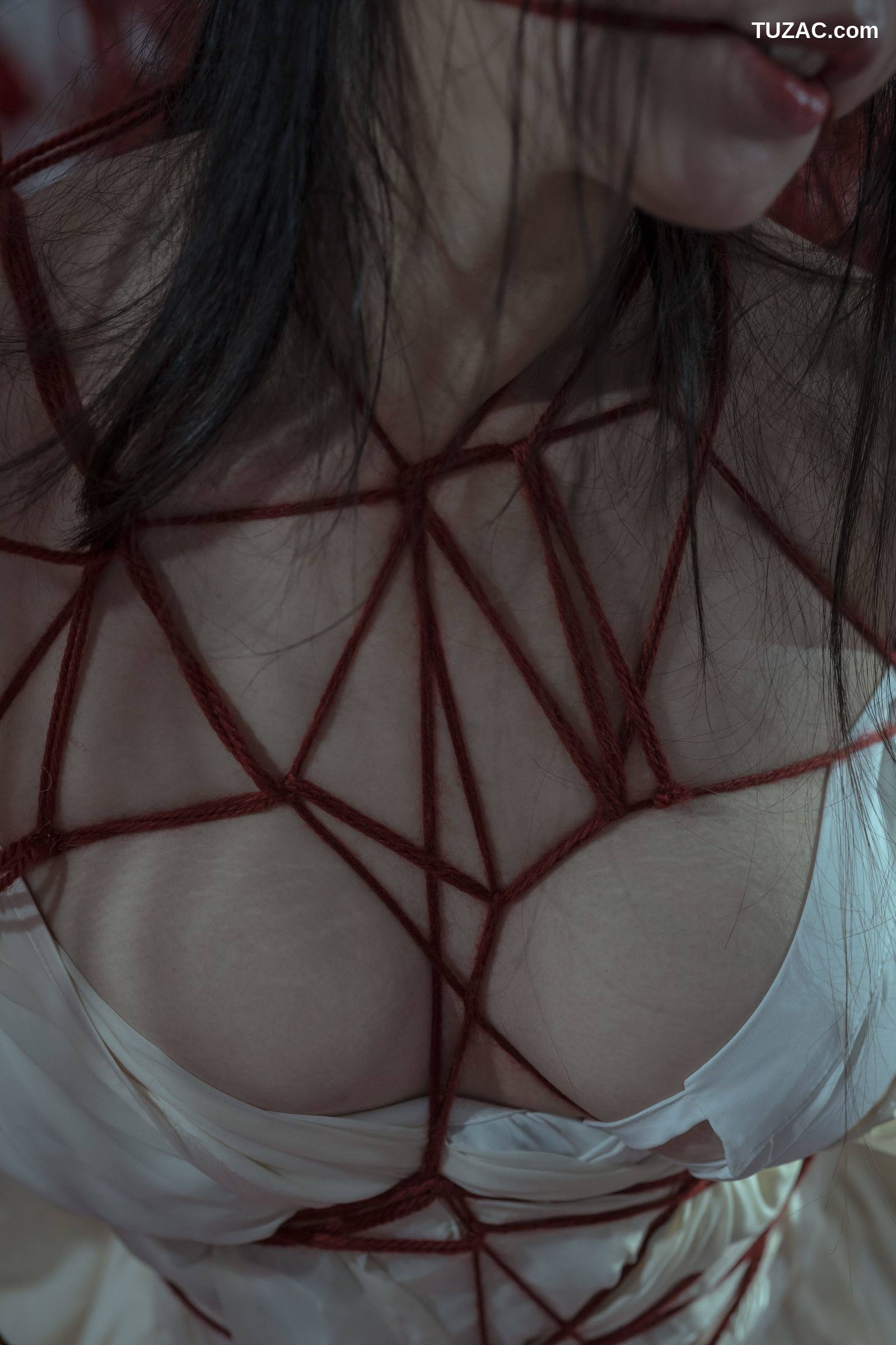 云溪溪-015-奶桃-囚鸟