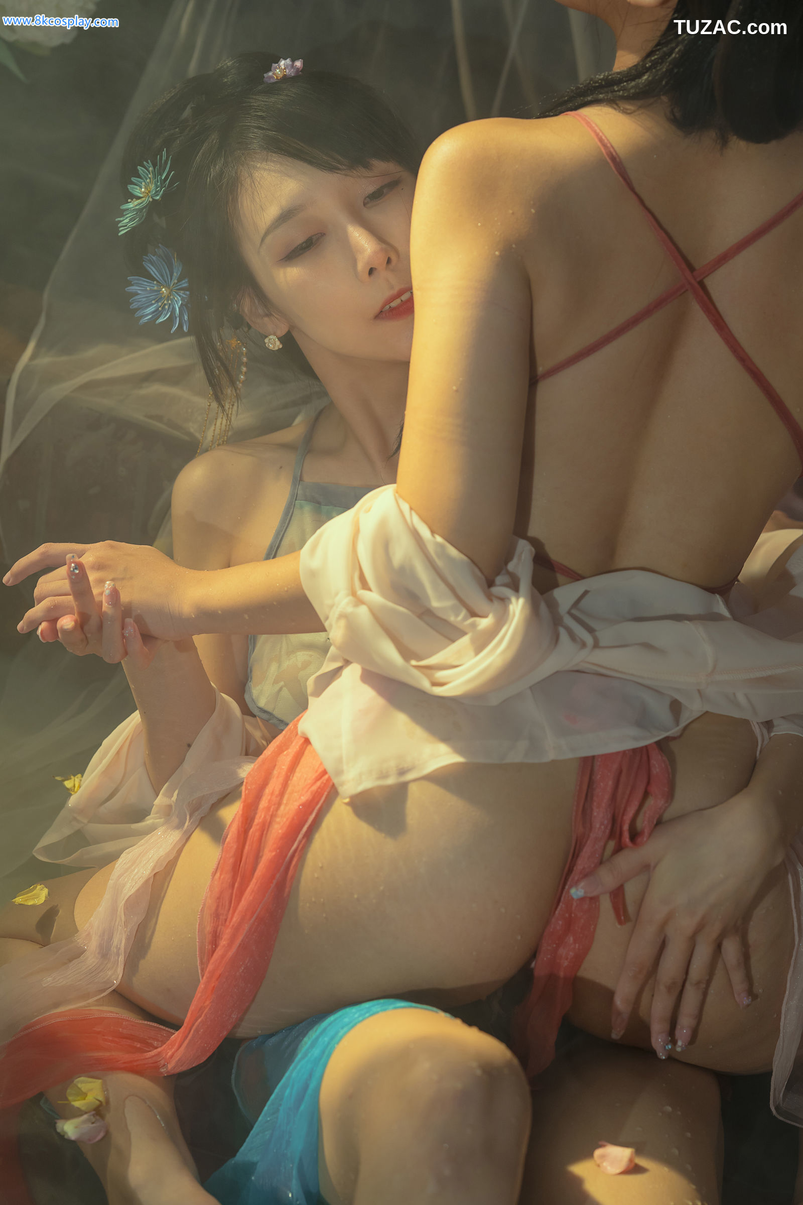 云溪溪-024-奶桃-水池-Hot-Tub