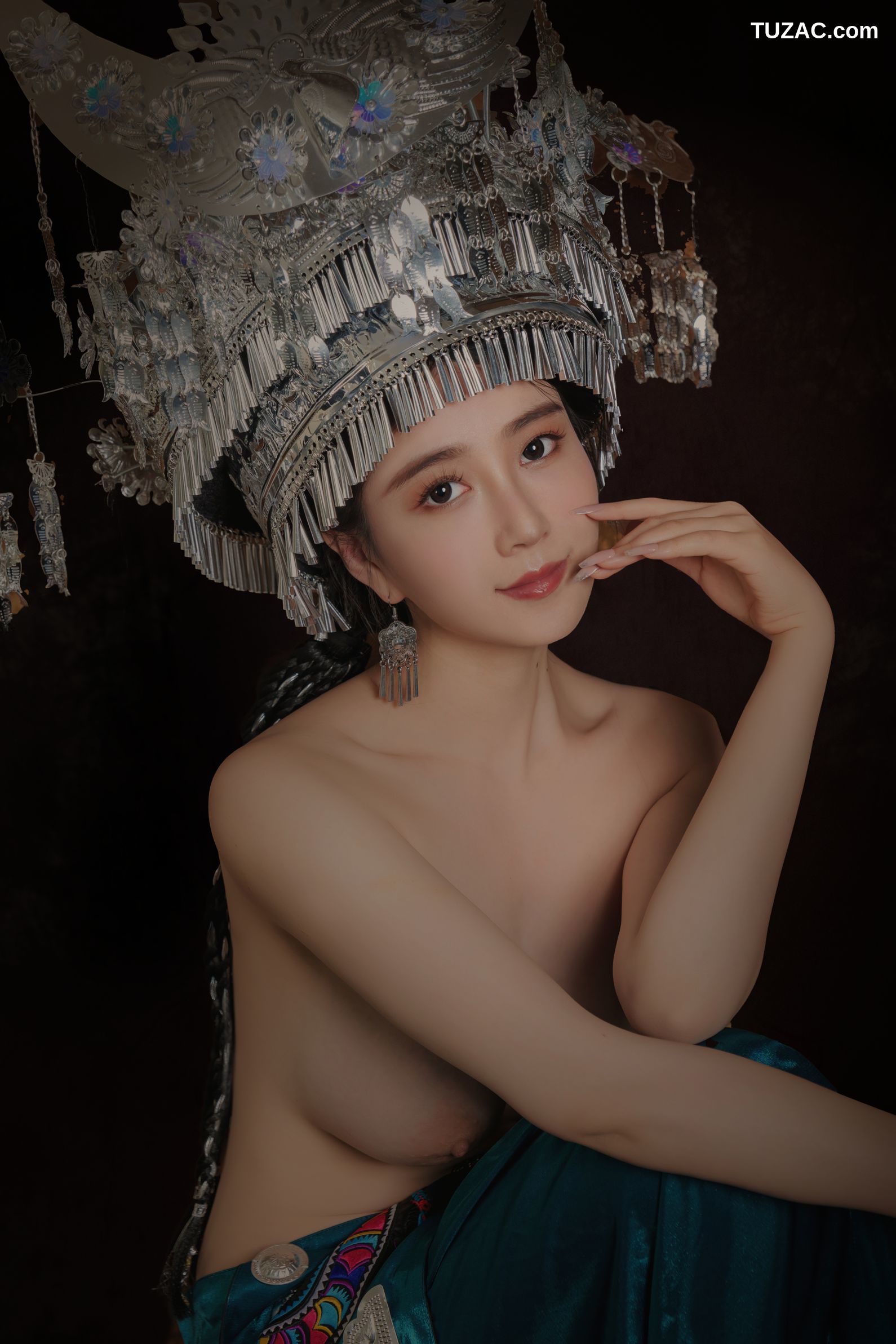 年年Nnian-苗疆女孩