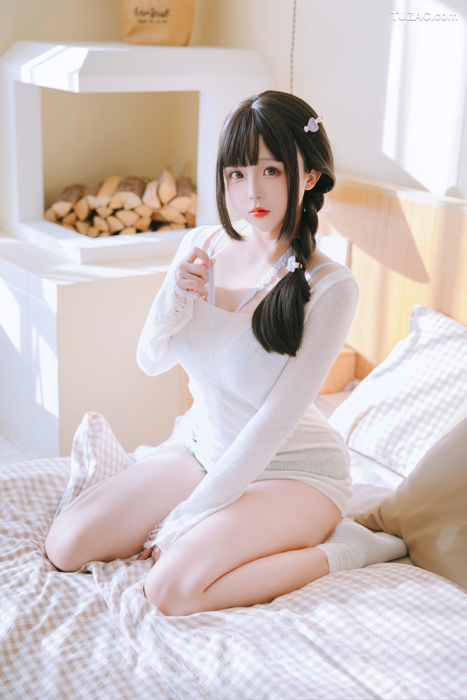 日奈娇-牛仔裤人妻