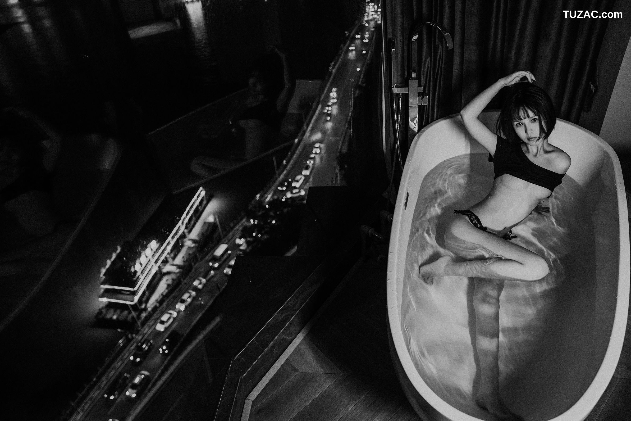 晕崽Zz-皇帝的新衣-正片-自拍