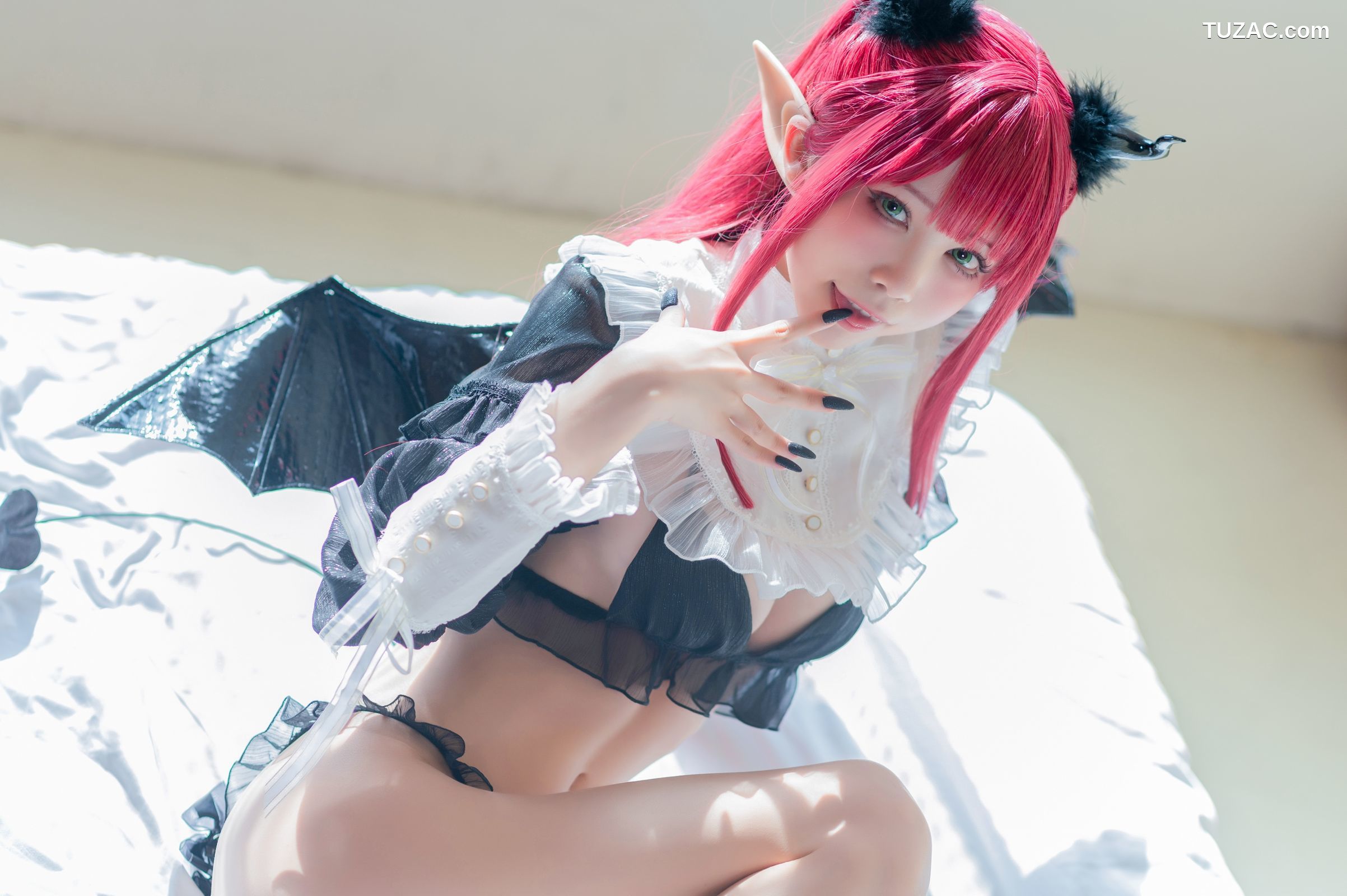 水淼-Aqua-更衣人偶-Rizu-kyun