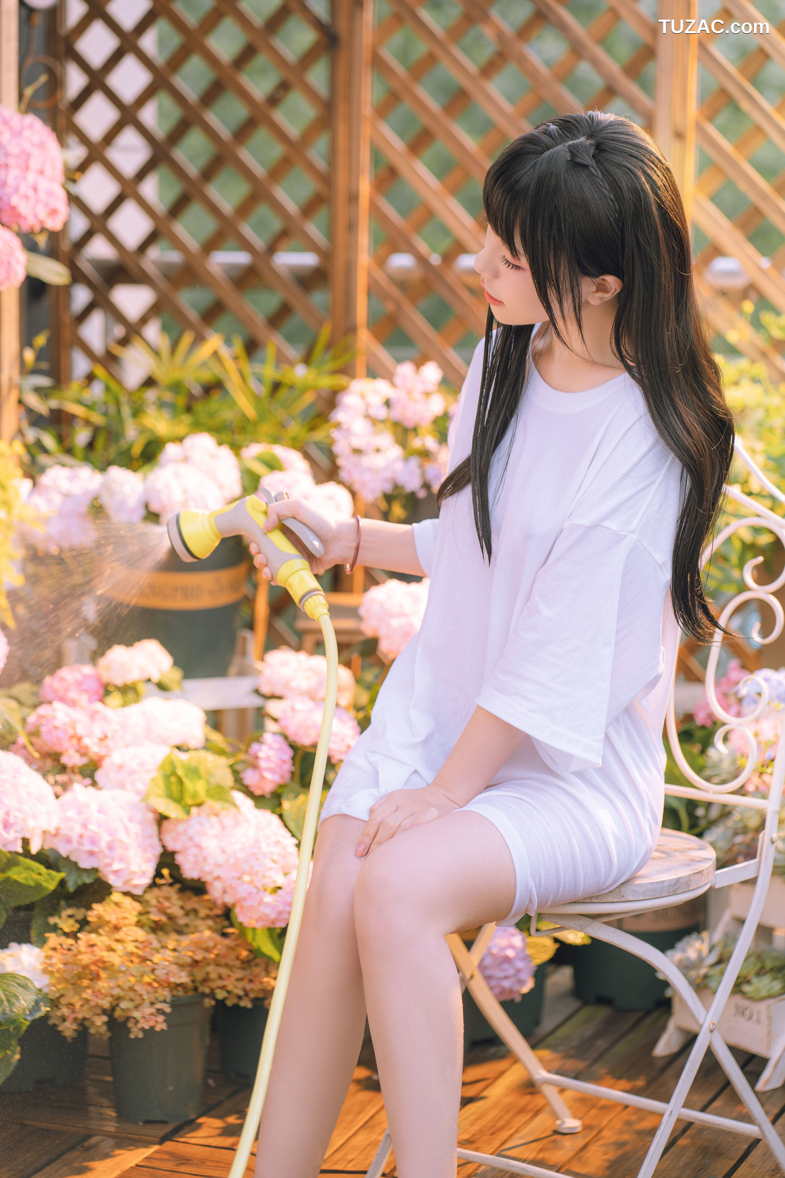 爆机少女喵小吉-小吉的午后时光