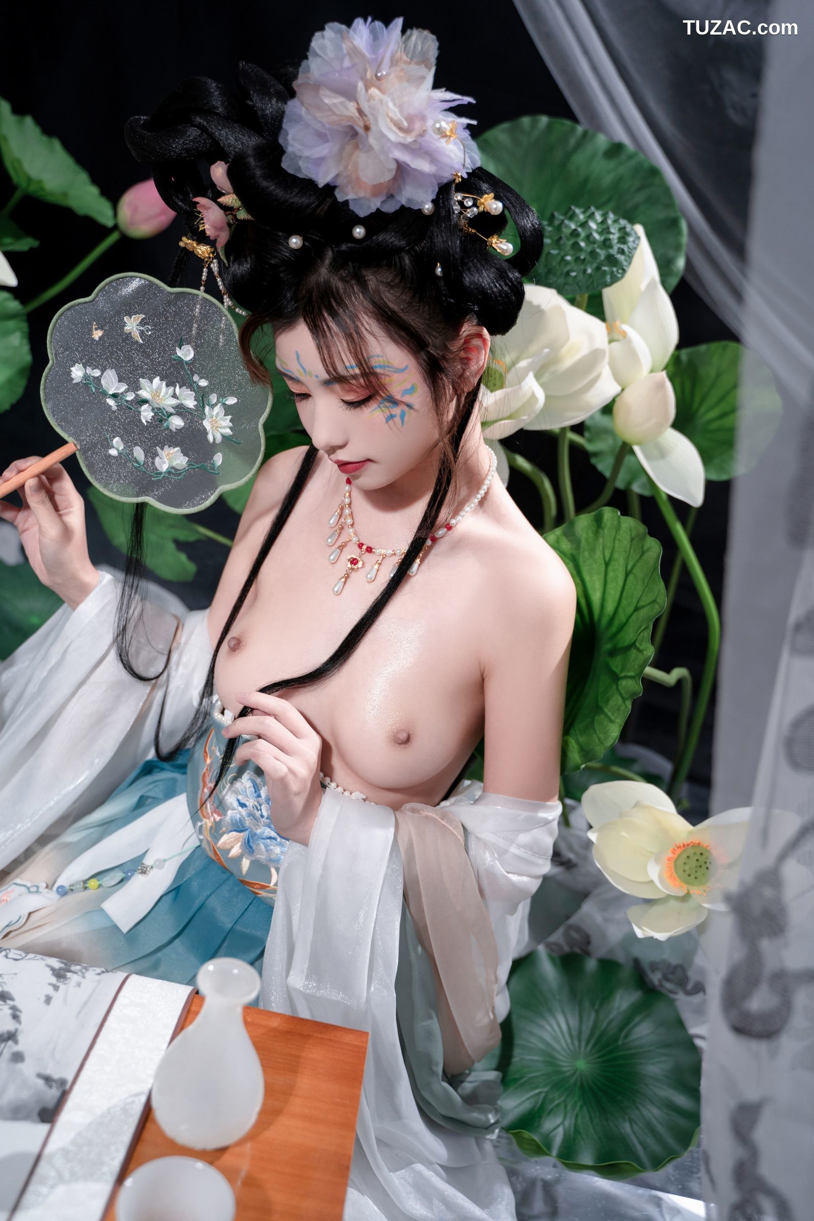 爆机少女喵小吉-月华清