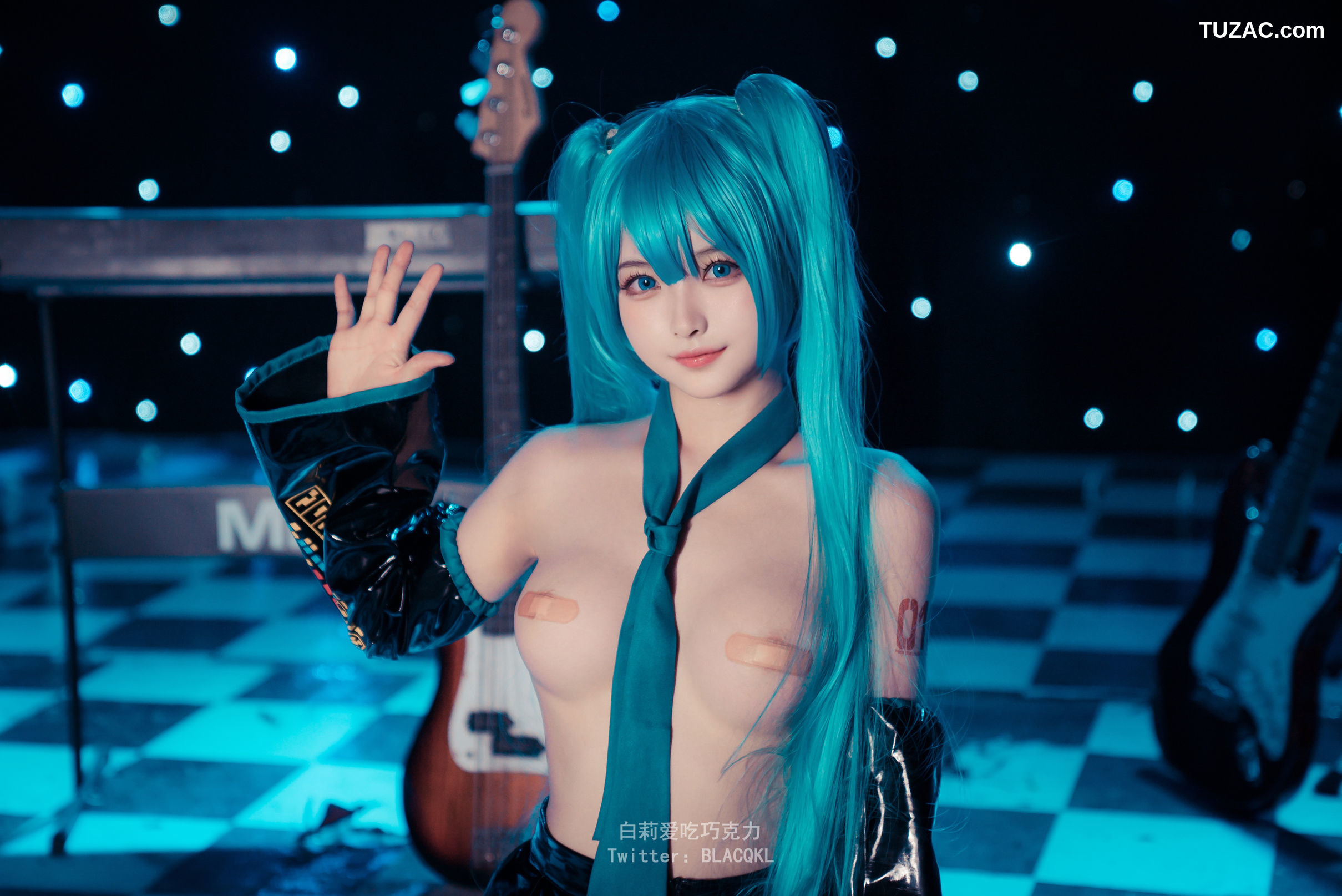 白莉爱吃巧克力-miku