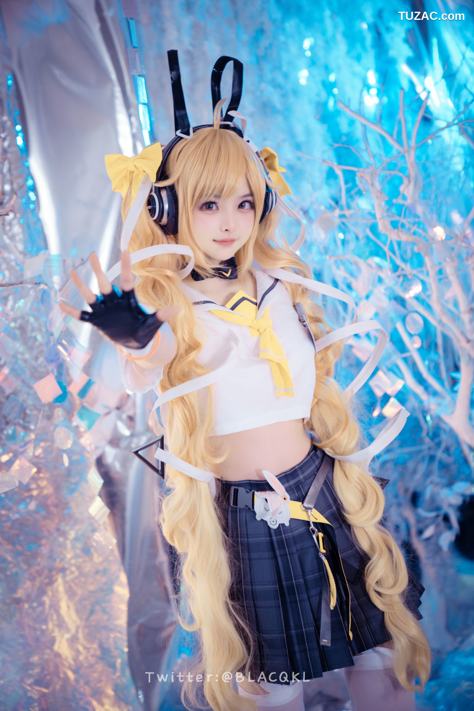 白莉爱吃巧克力-安琪拉