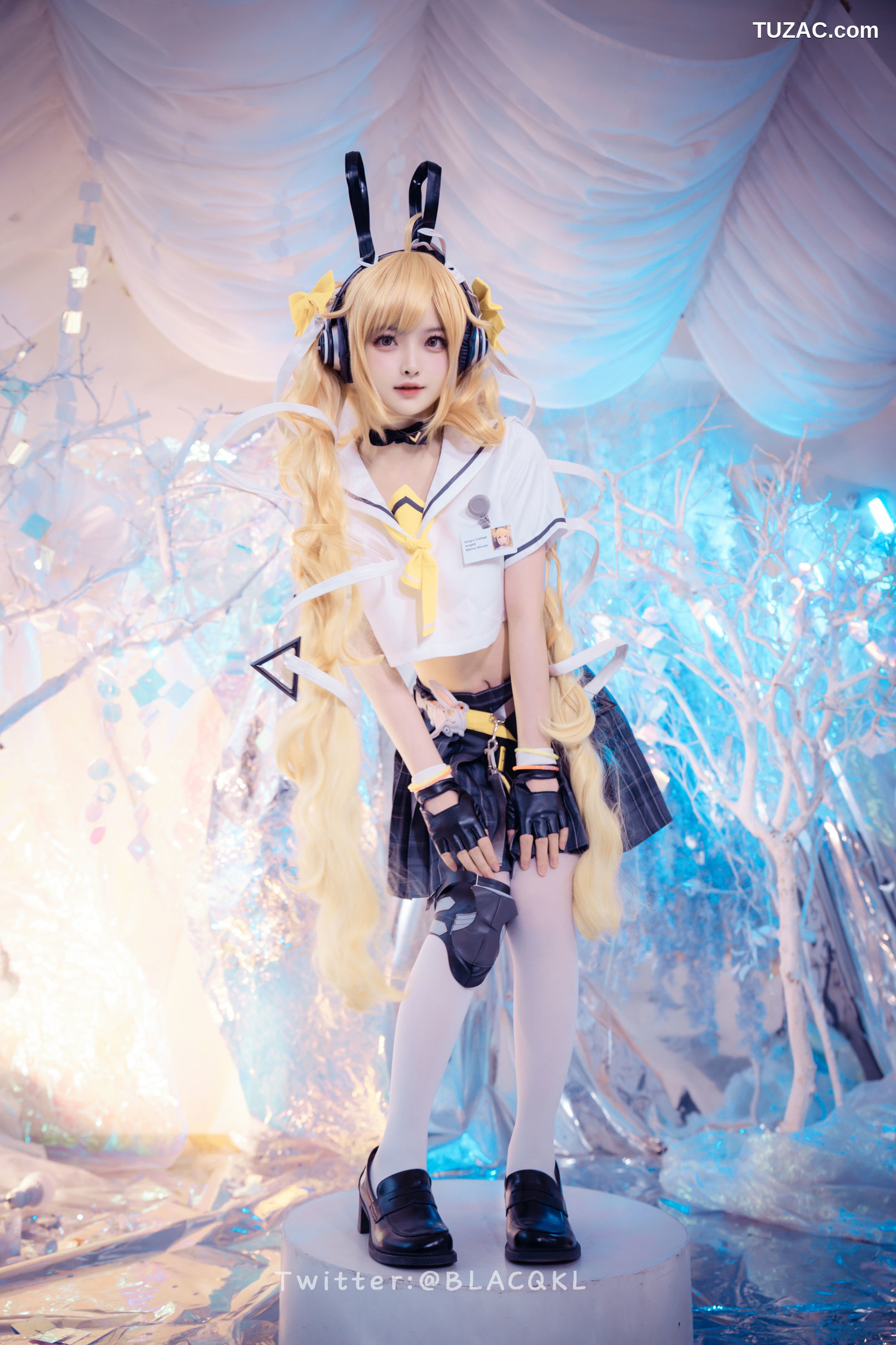 白莉爱吃巧克力-安琪拉