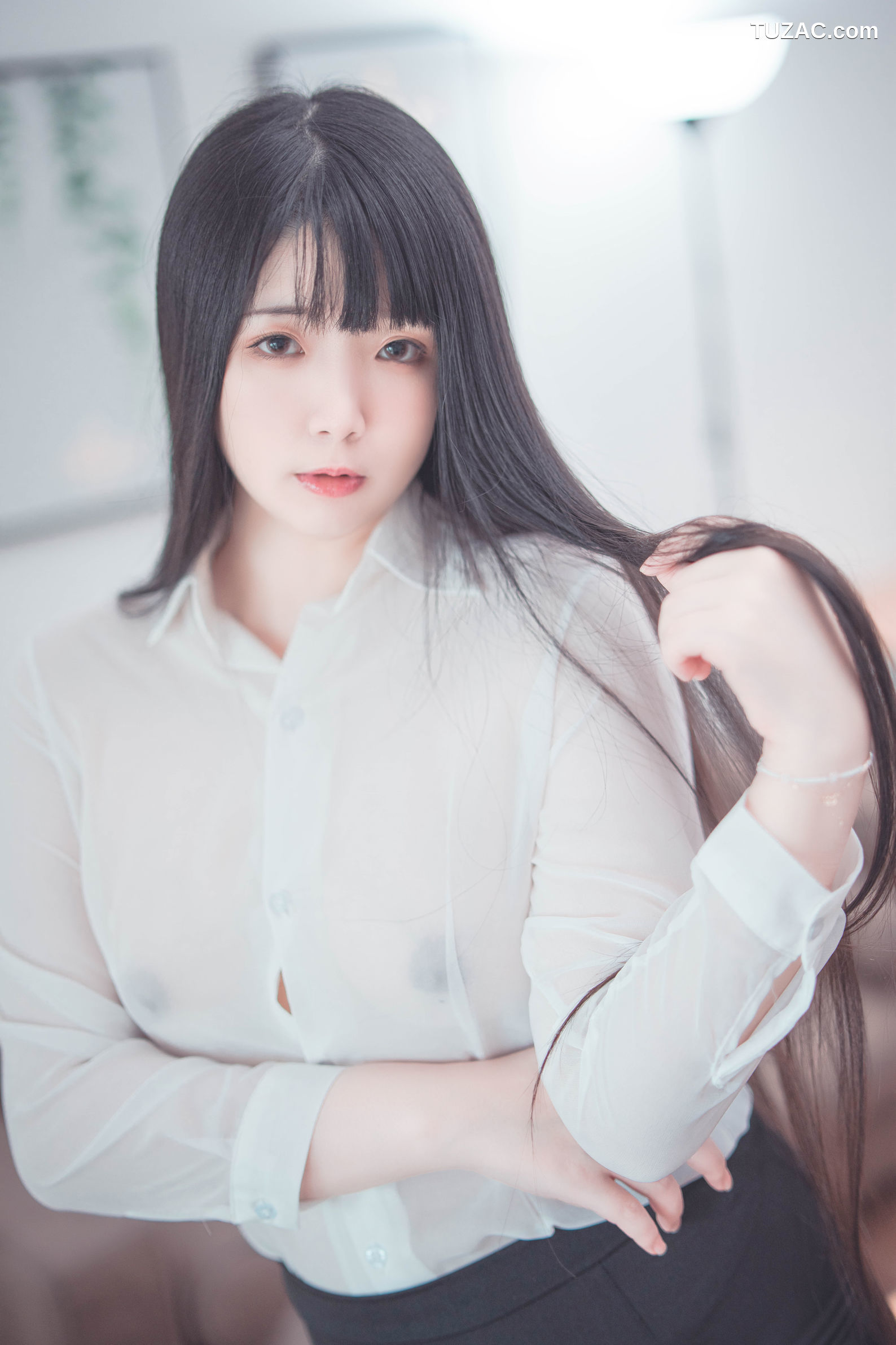 落落Raku-May-Weekday