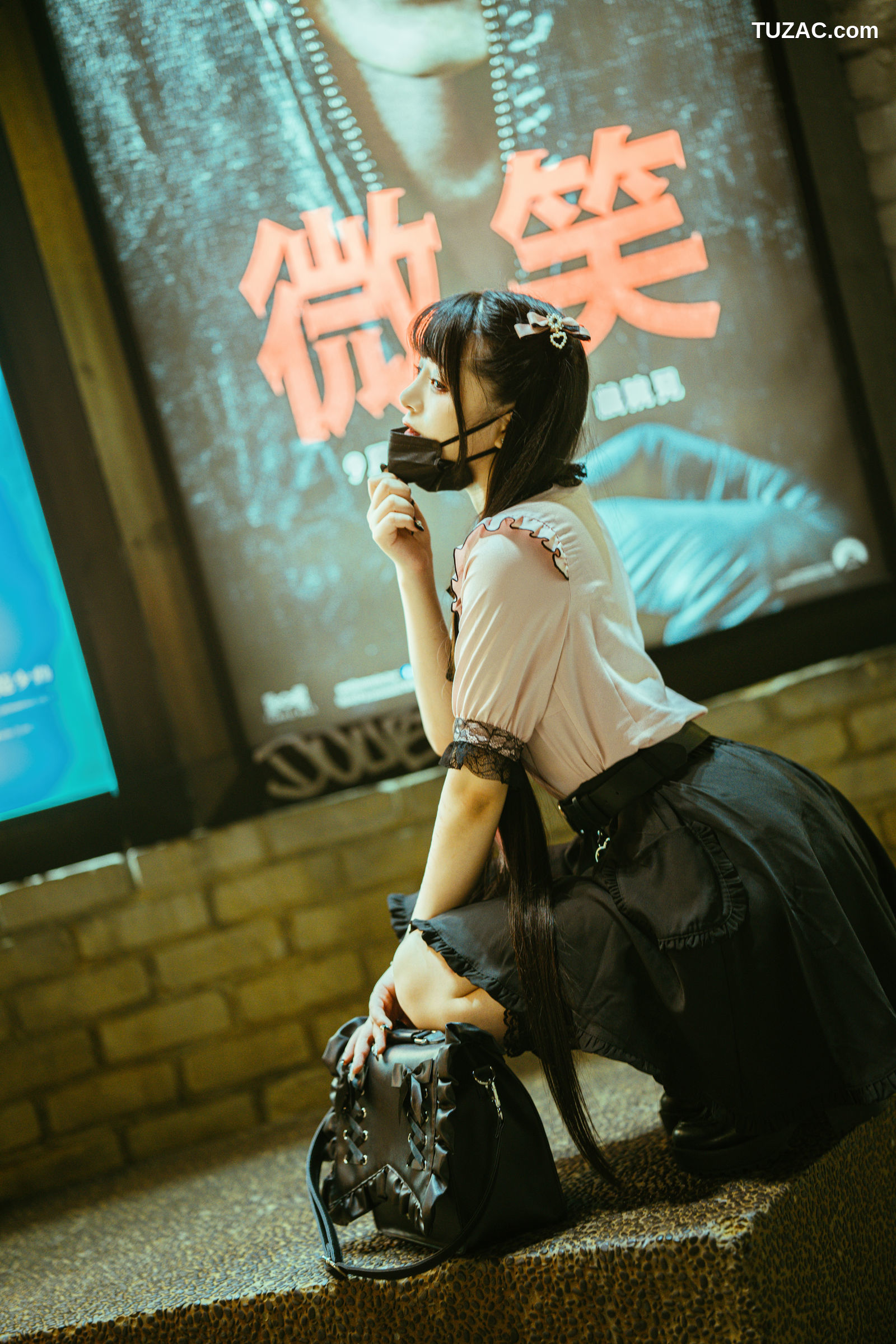 落落Raku-神待ち少女-Night-LiLy-2022年10月订阅