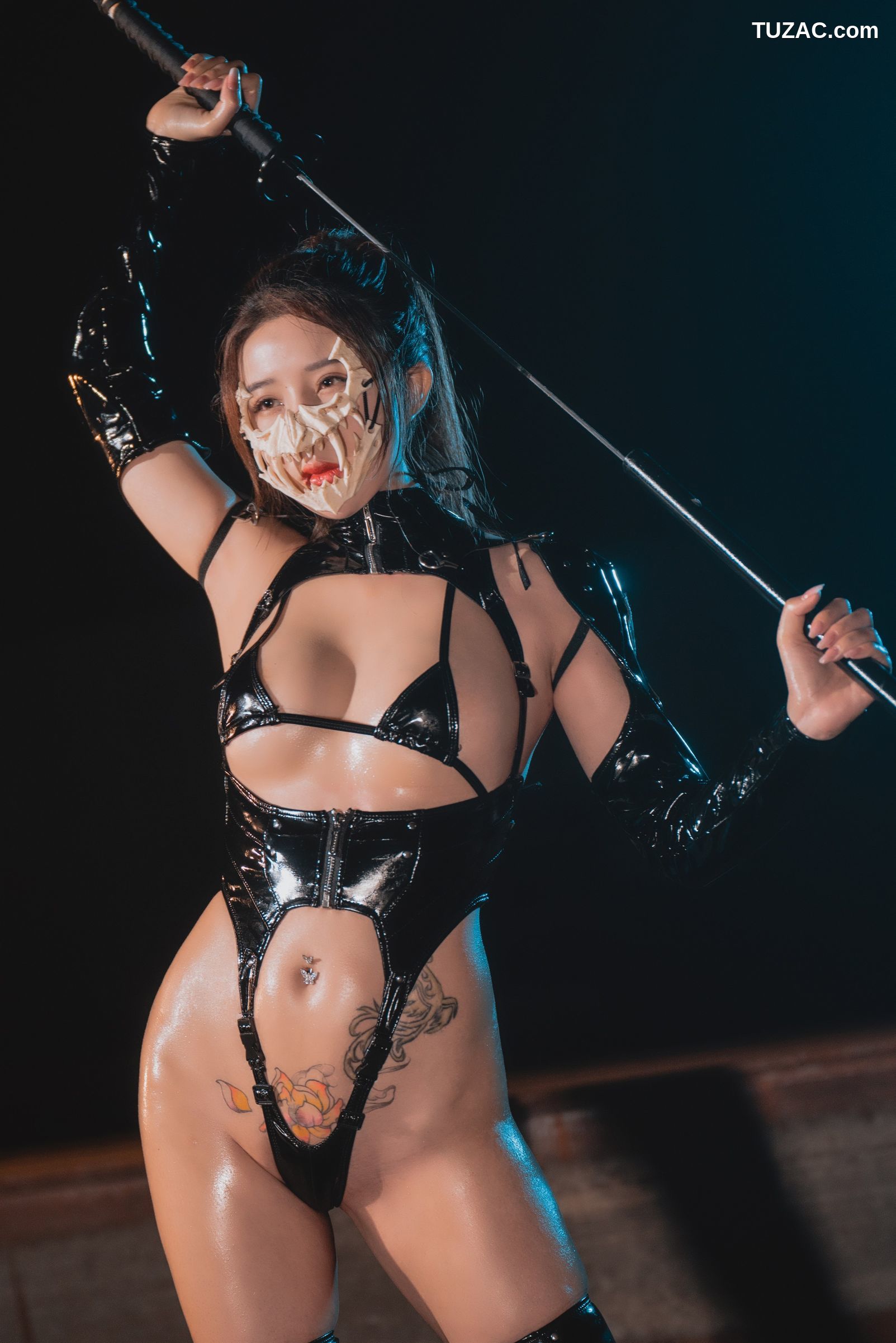 蜜蜜子Kimmie-异铁战斗服
