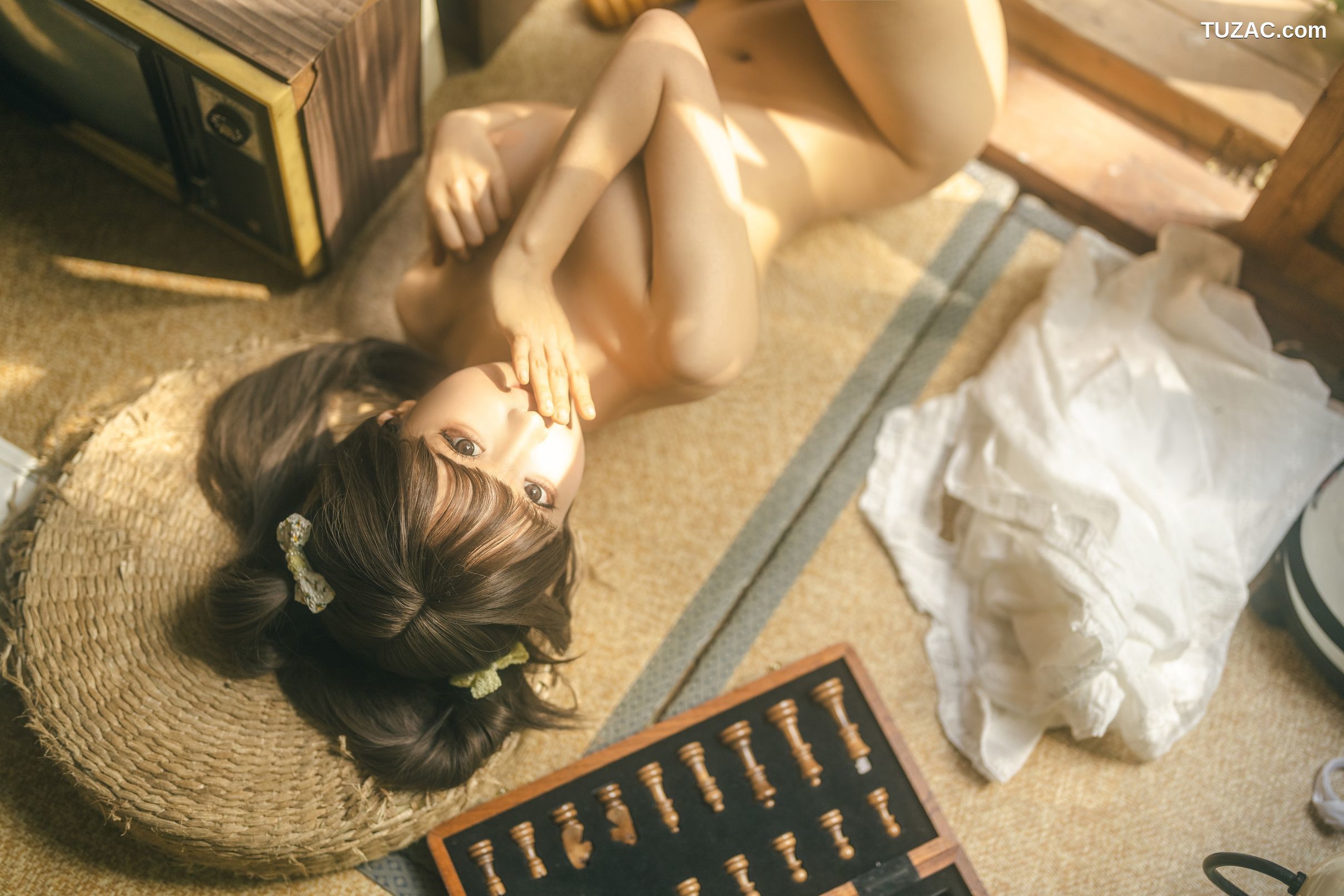 蠢沫沫-夏-白吊带