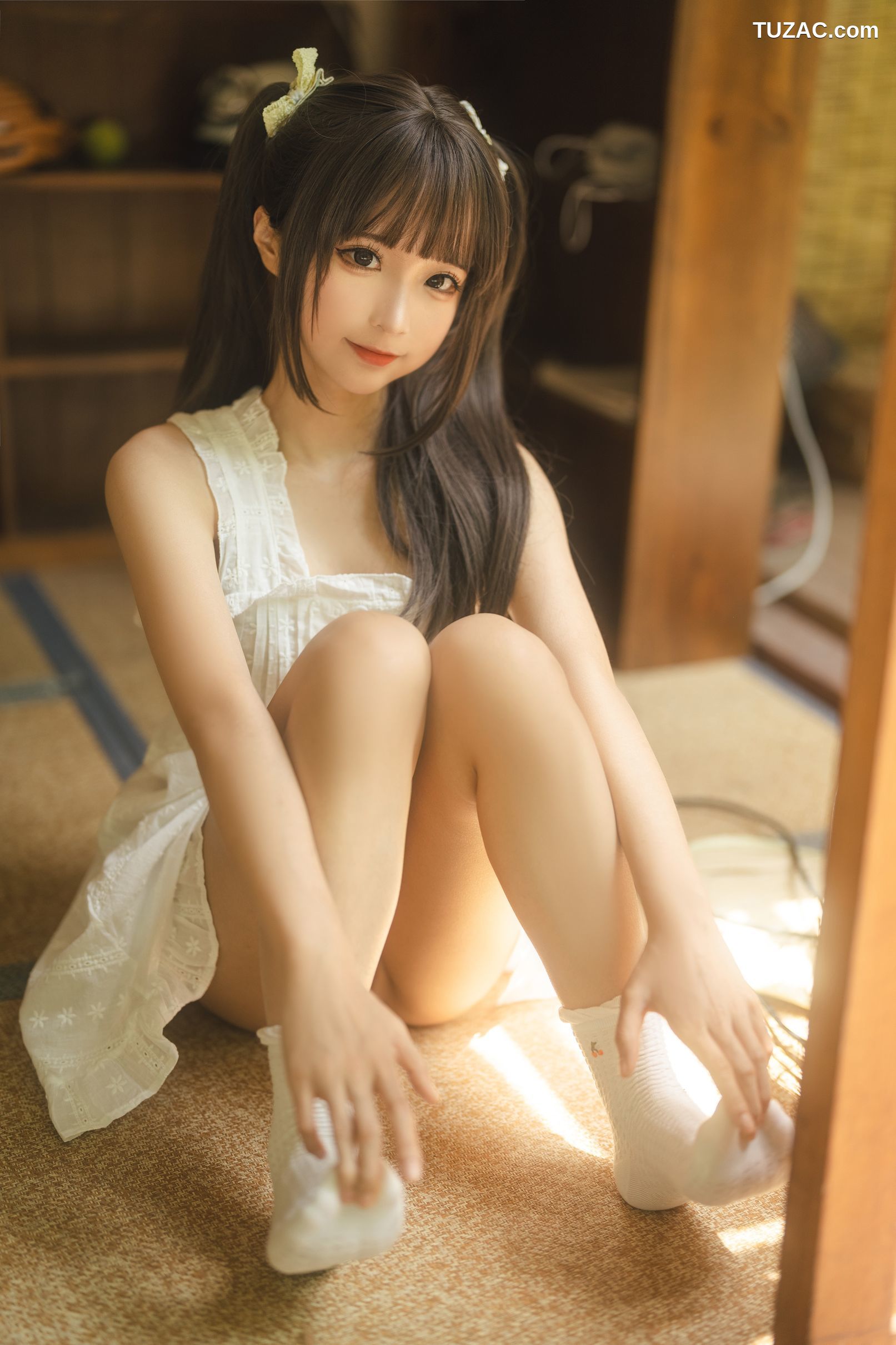 蠢沫沫-夏-白吊带