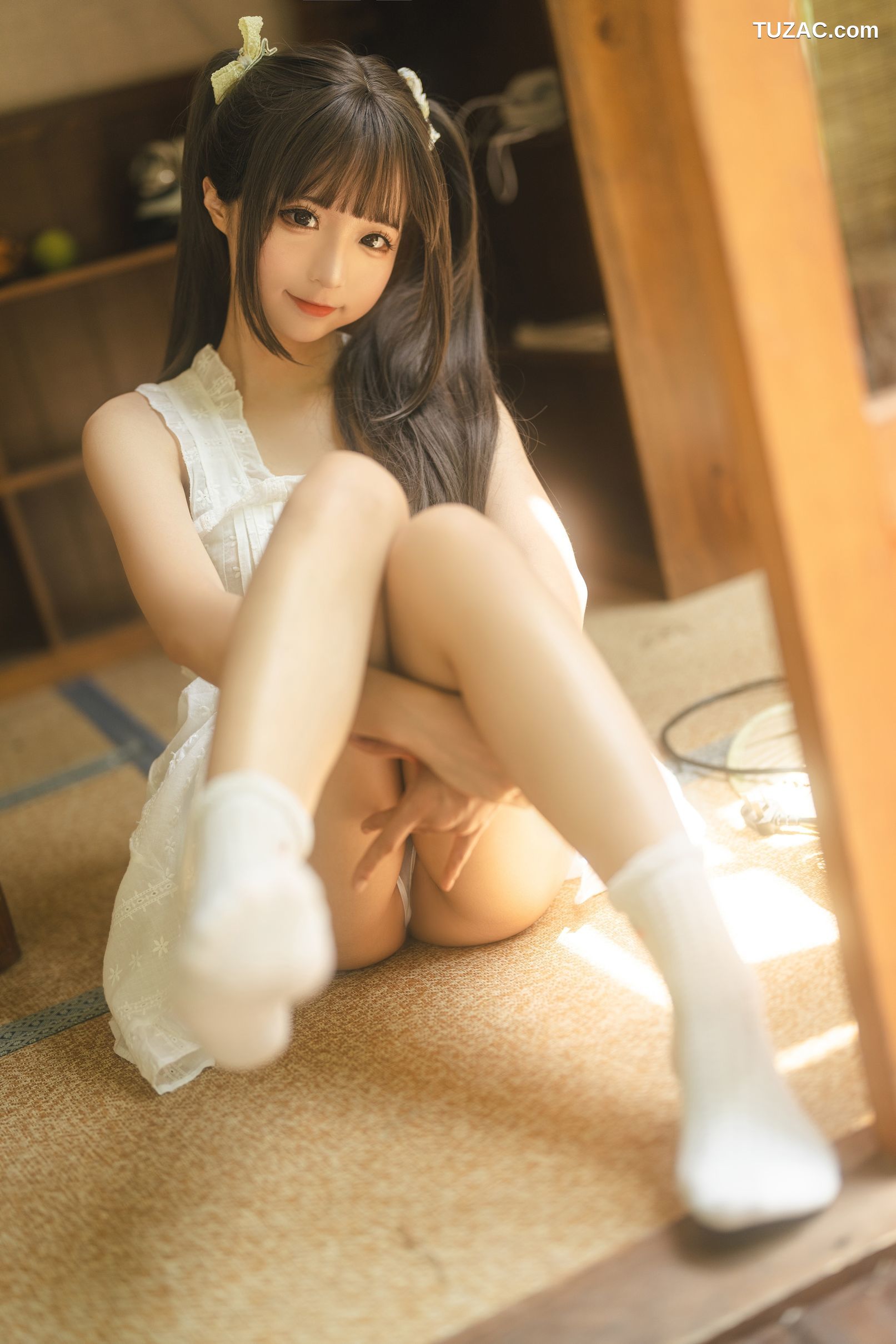 蠢沫沫-夏-白吊带