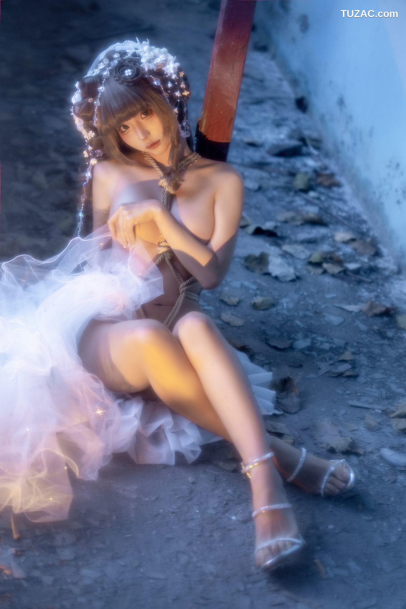 蠢沫沫-婚纱-废墟