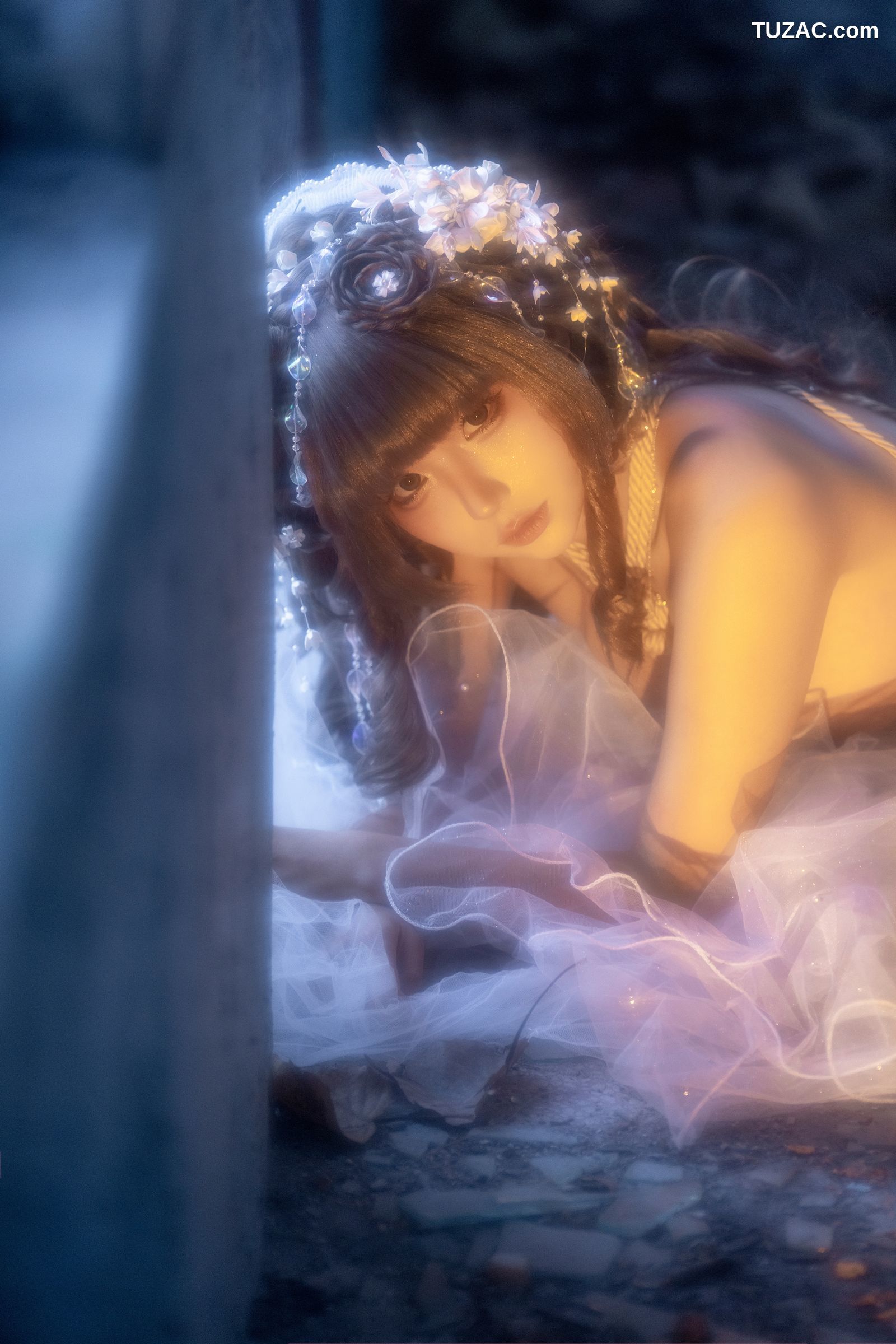 蠢沫沫-婚纱-废墟