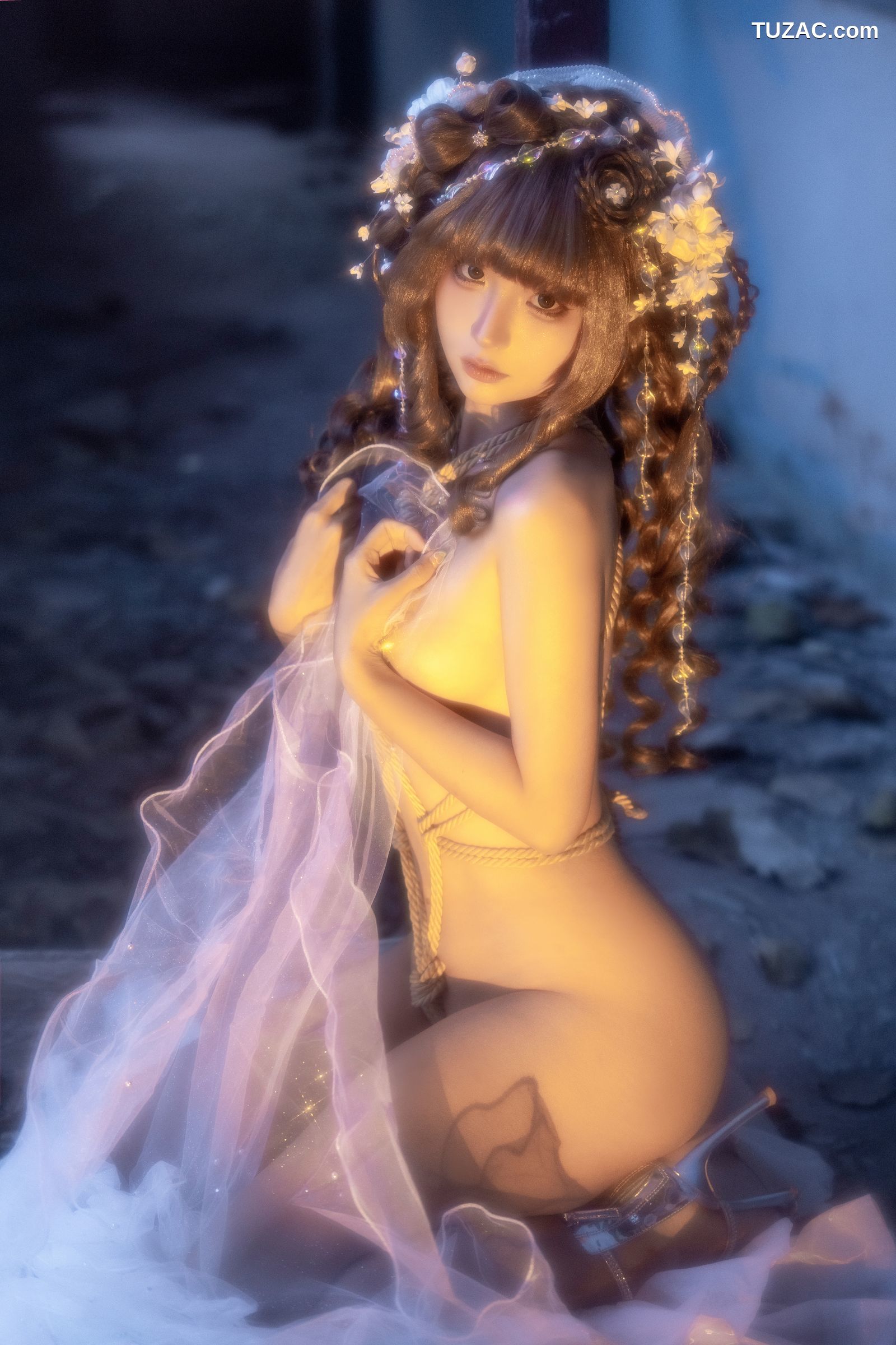 蠢沫沫-婚纱-废墟