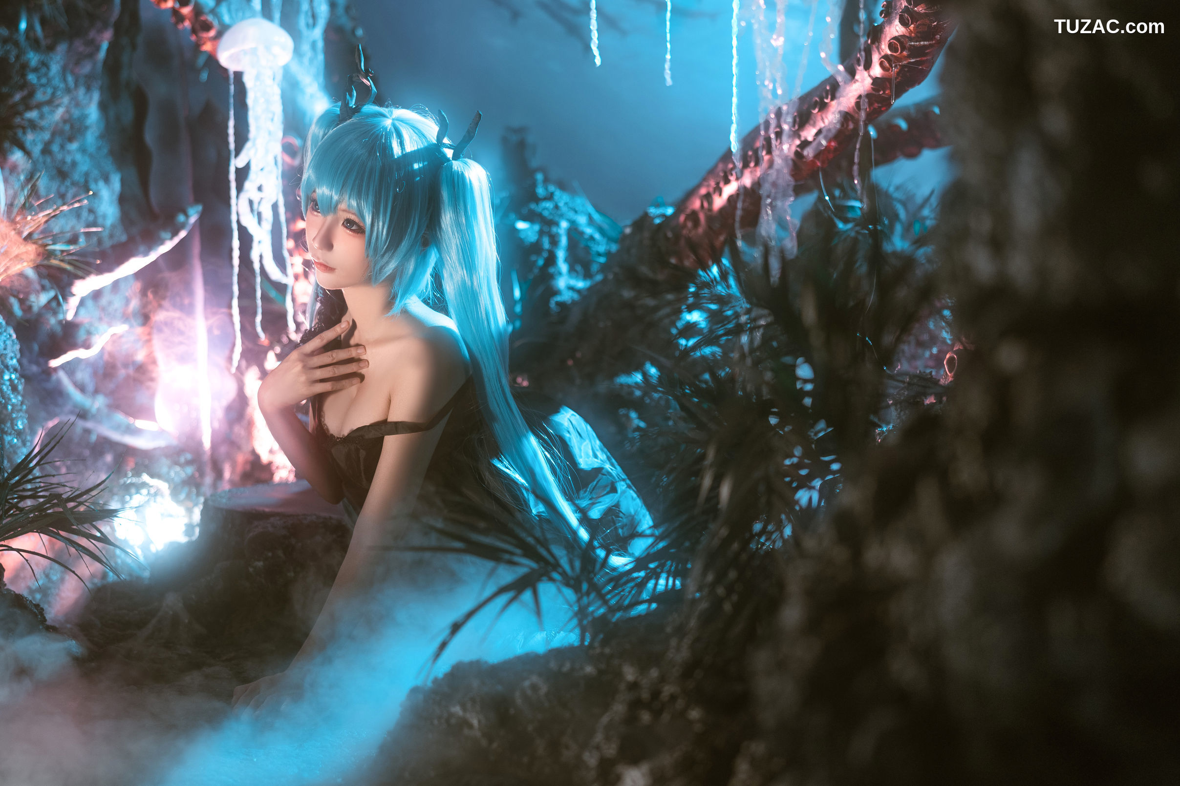 蠢沫沫-深海少女