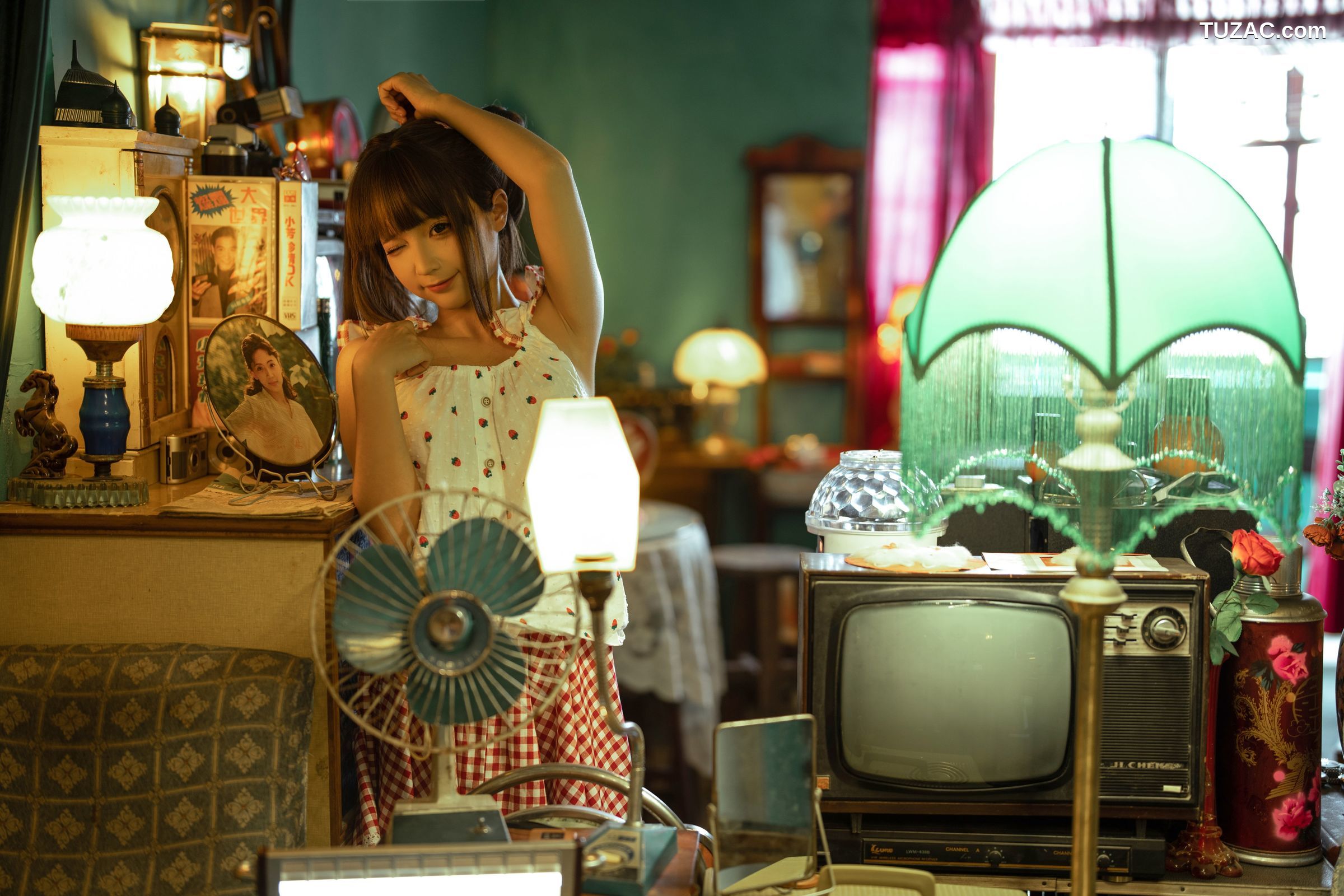 蠢沫沫-红格子-Strawberry-Shirt