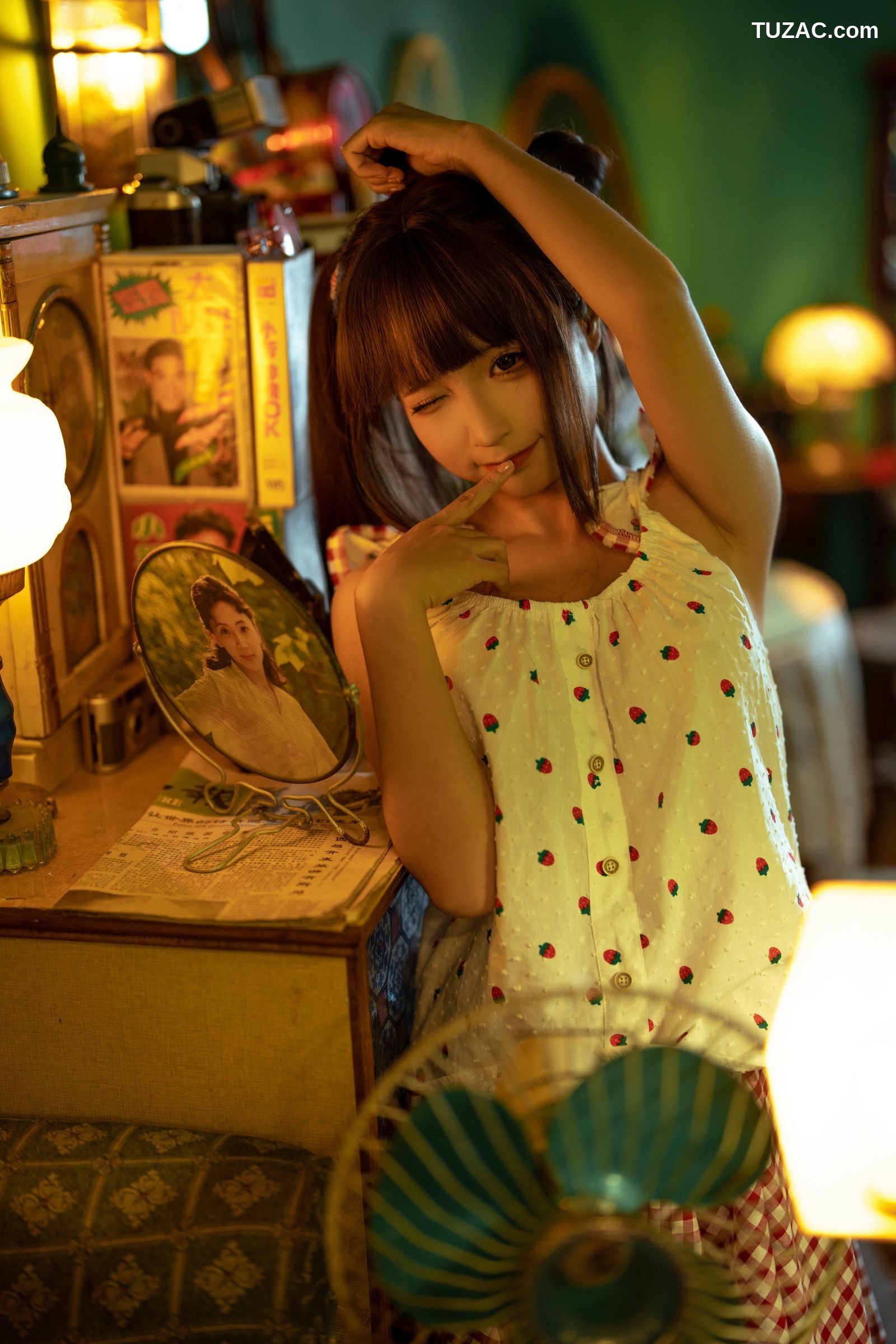 蠢沫沫-红格子-Strawberry-Shirt