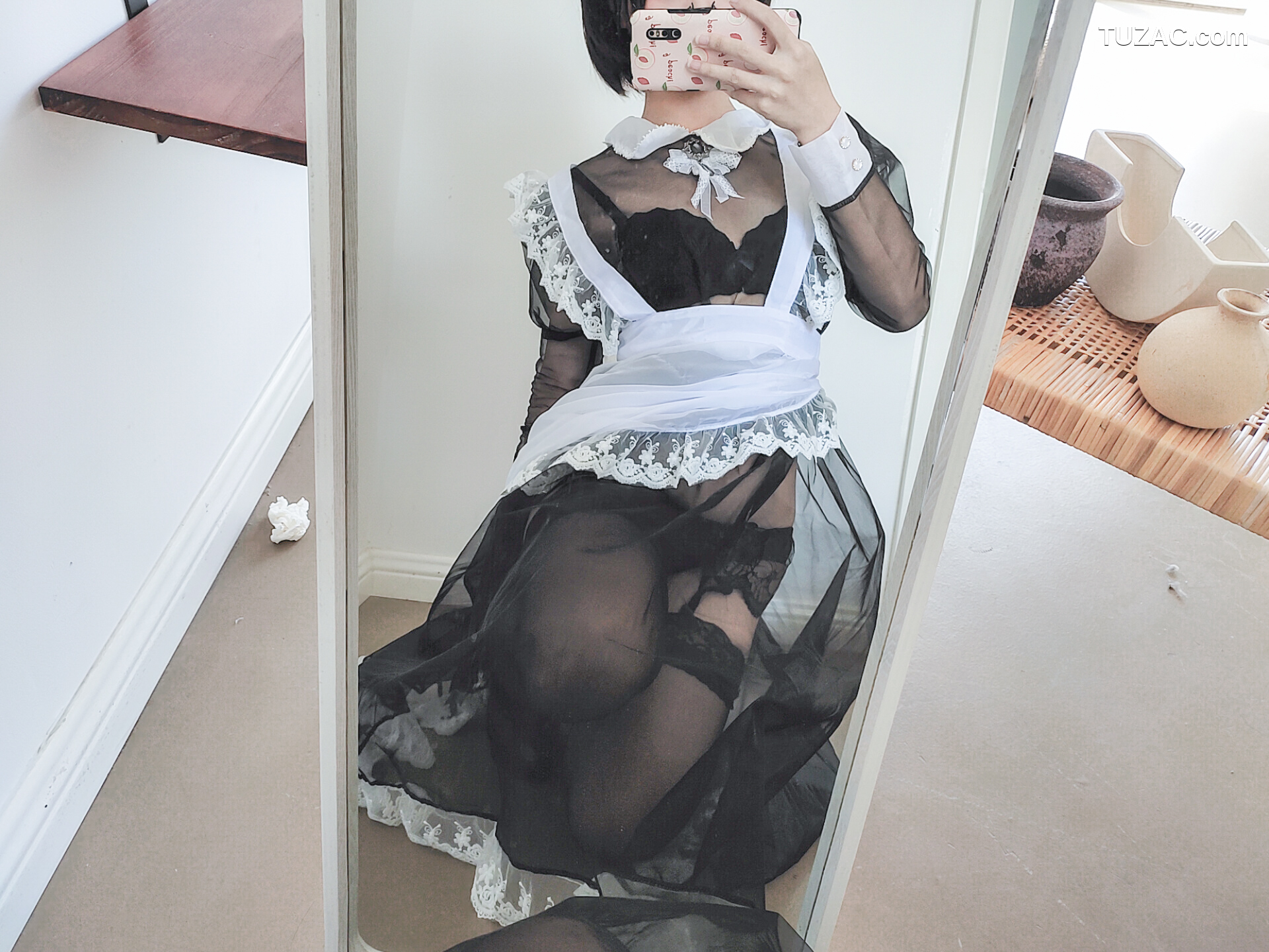 蠢沫沫-透明女仆自拍