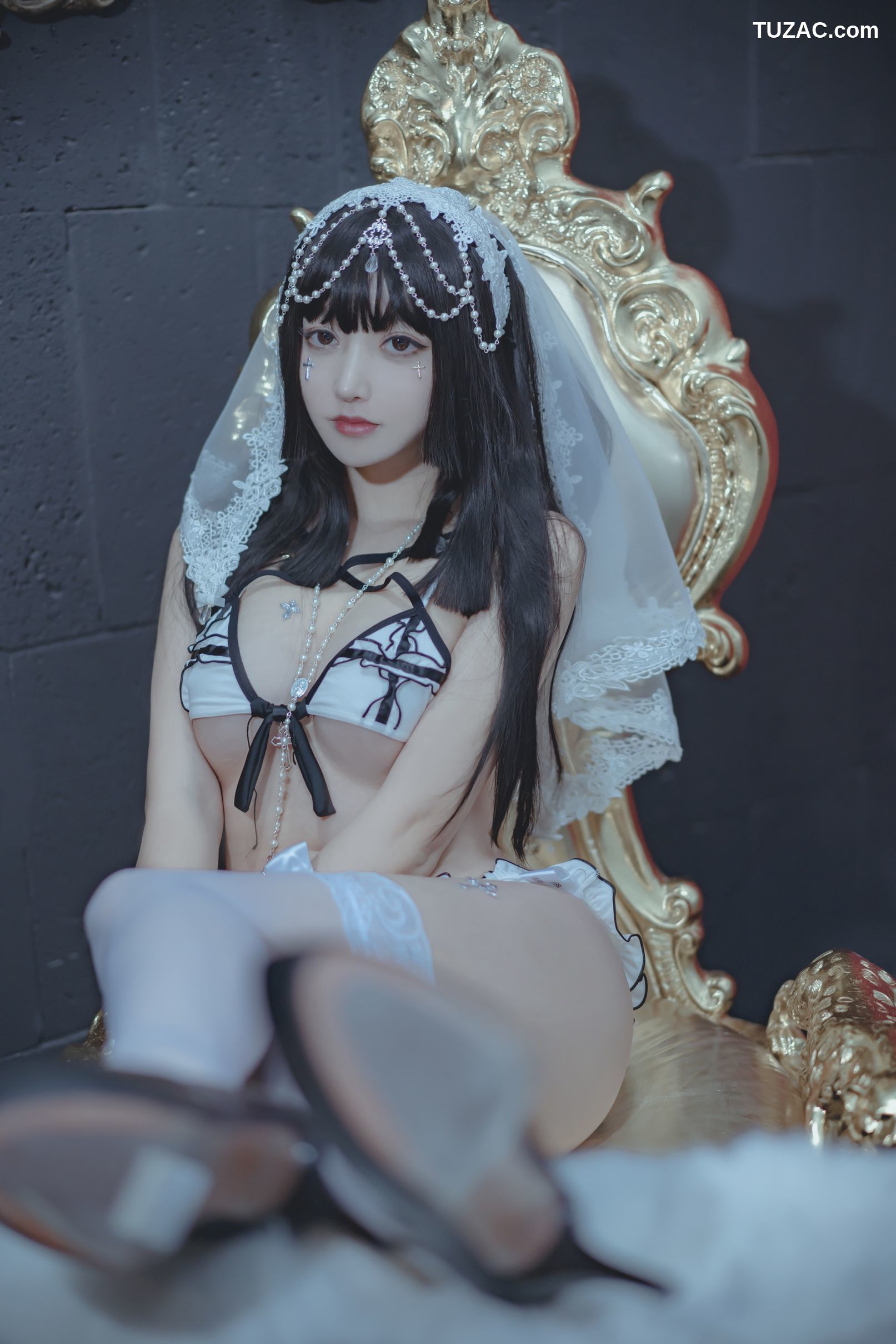 过期米线线喵-修女