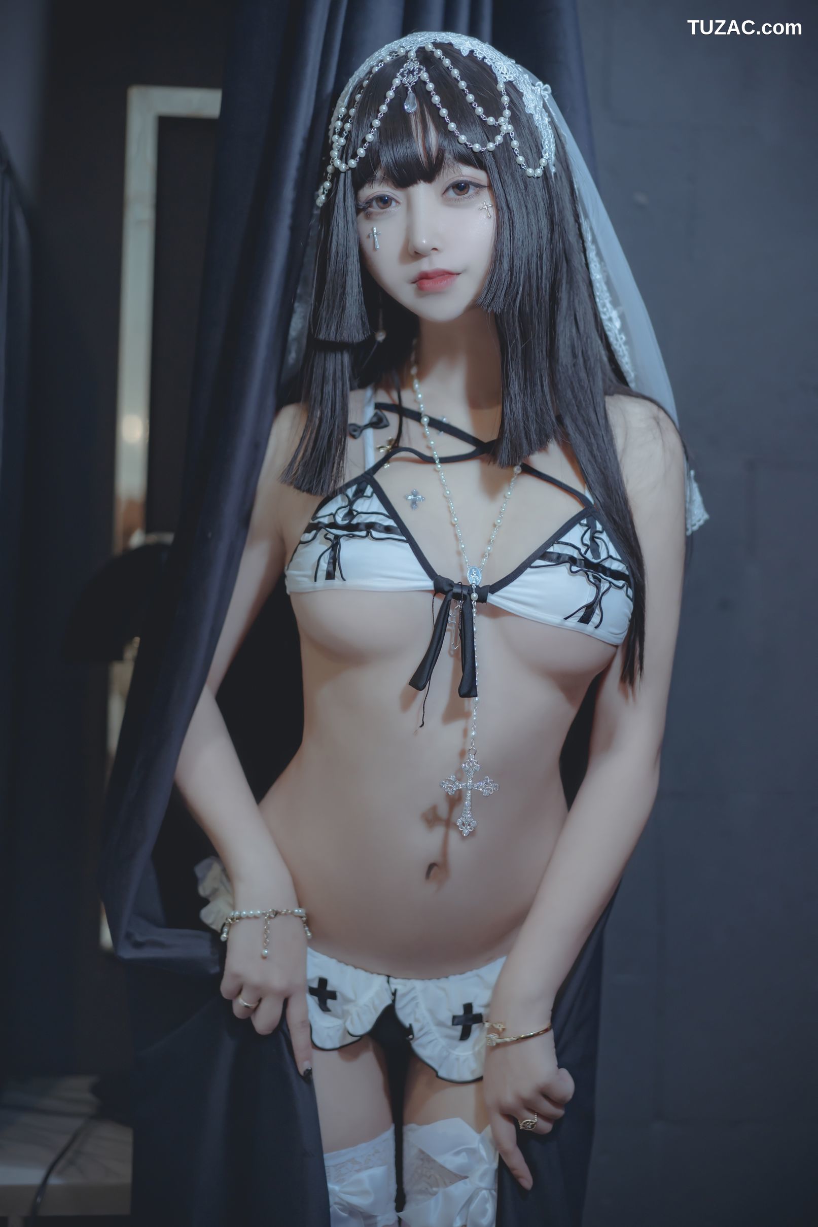 过期米线线喵-修女