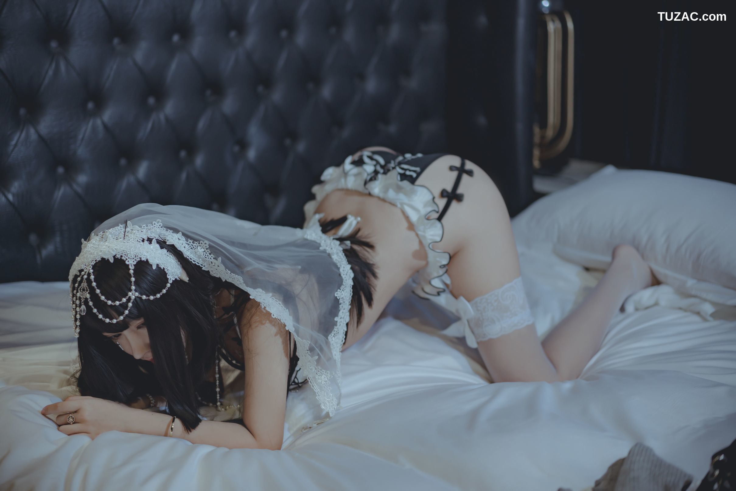 过期米线线喵-修女