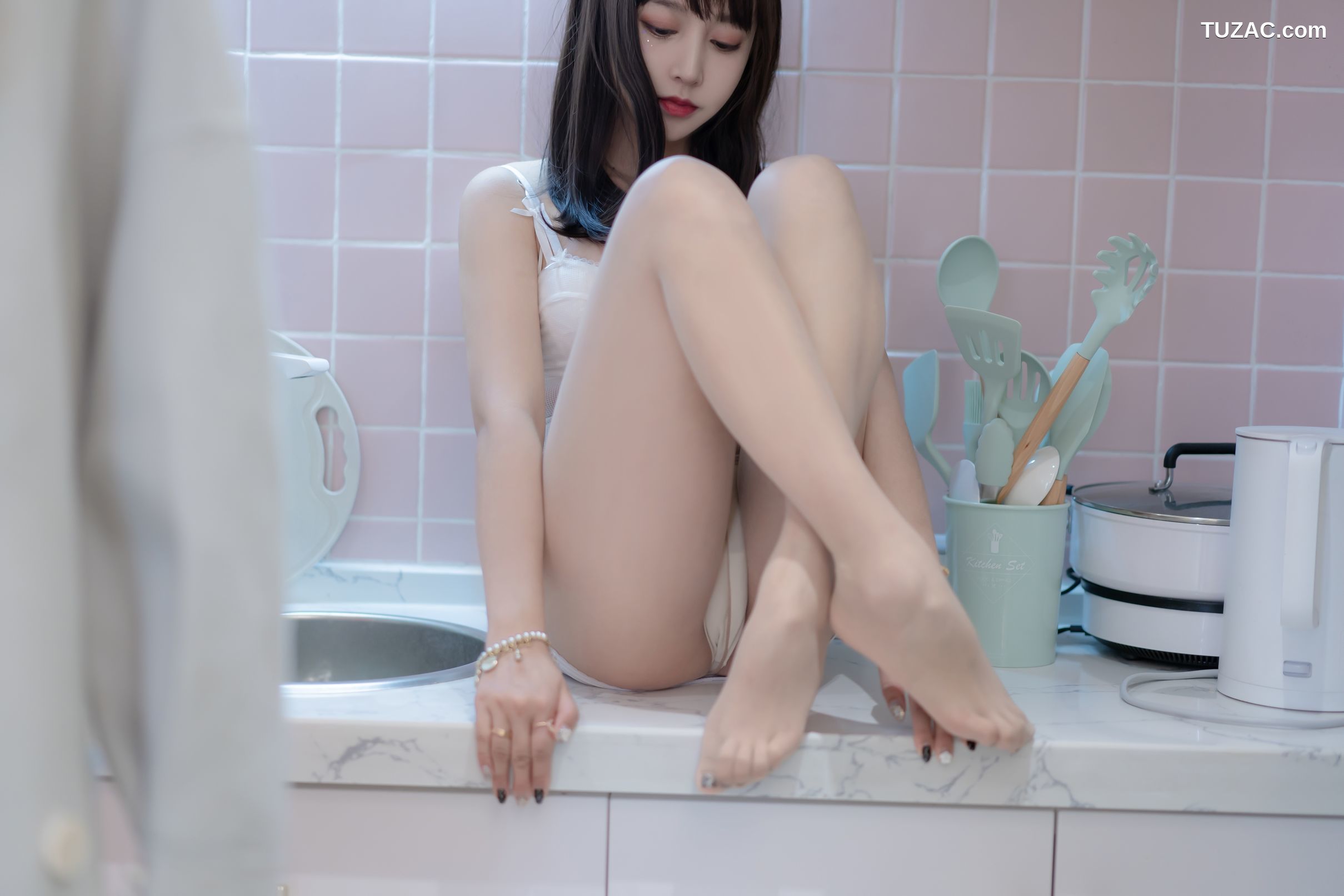 过期米线线喵-大姐姐