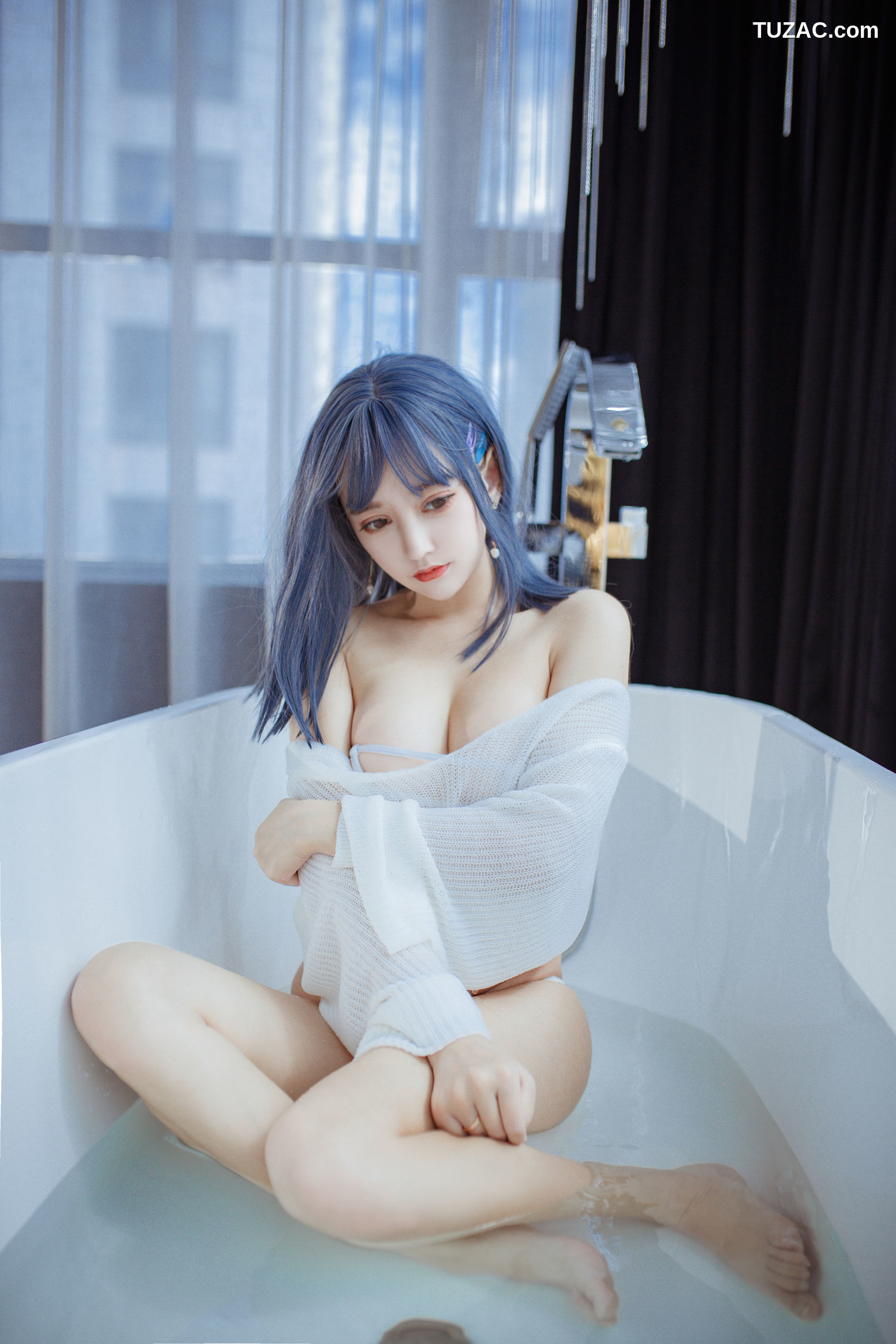 过期米线线喵-浴缸