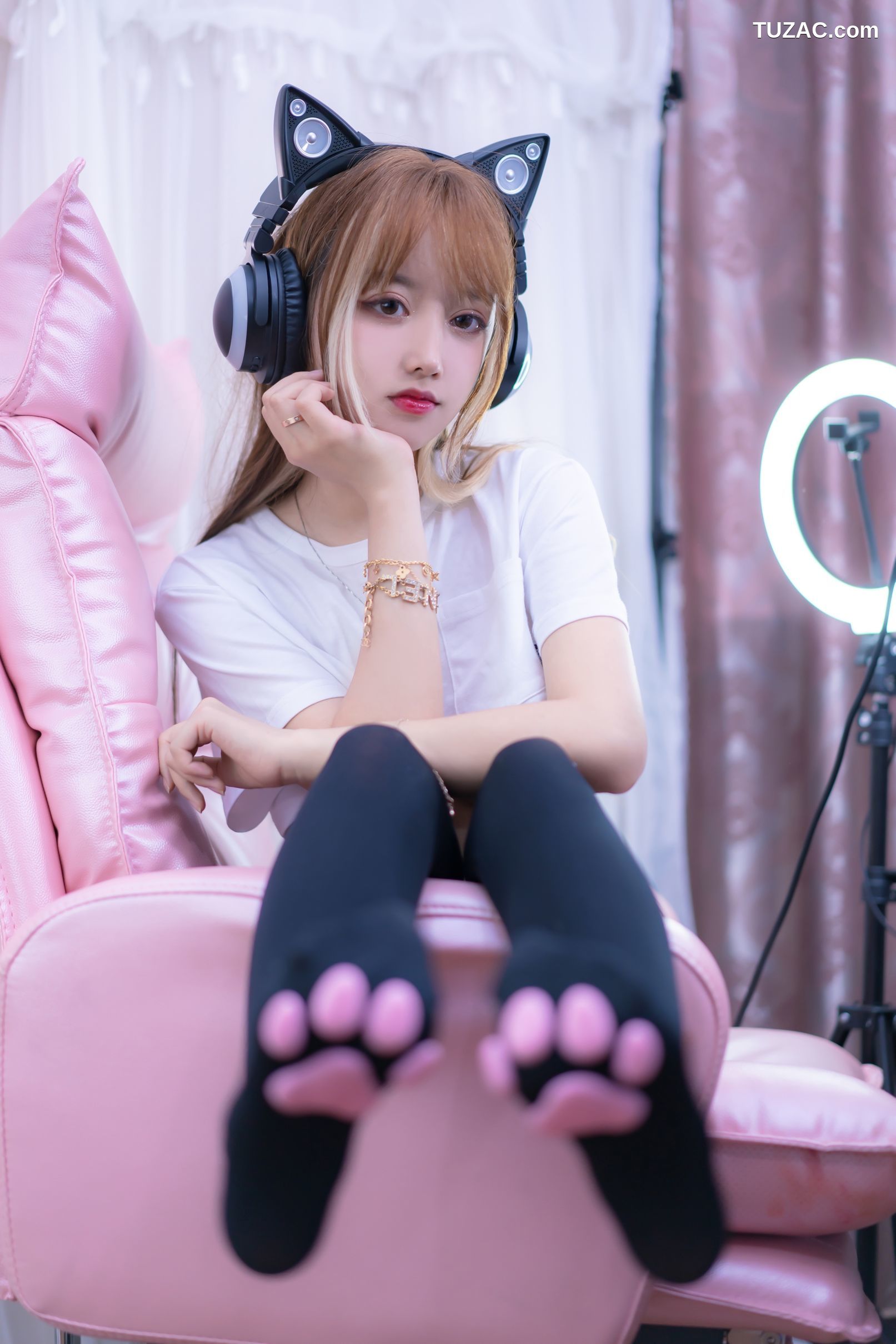 过期米线线喵-电竞猫咪