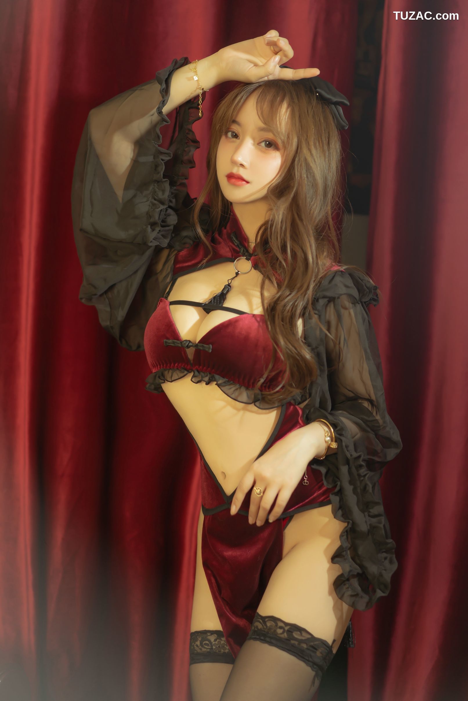 过期米线线喵-红丝绒旗袍