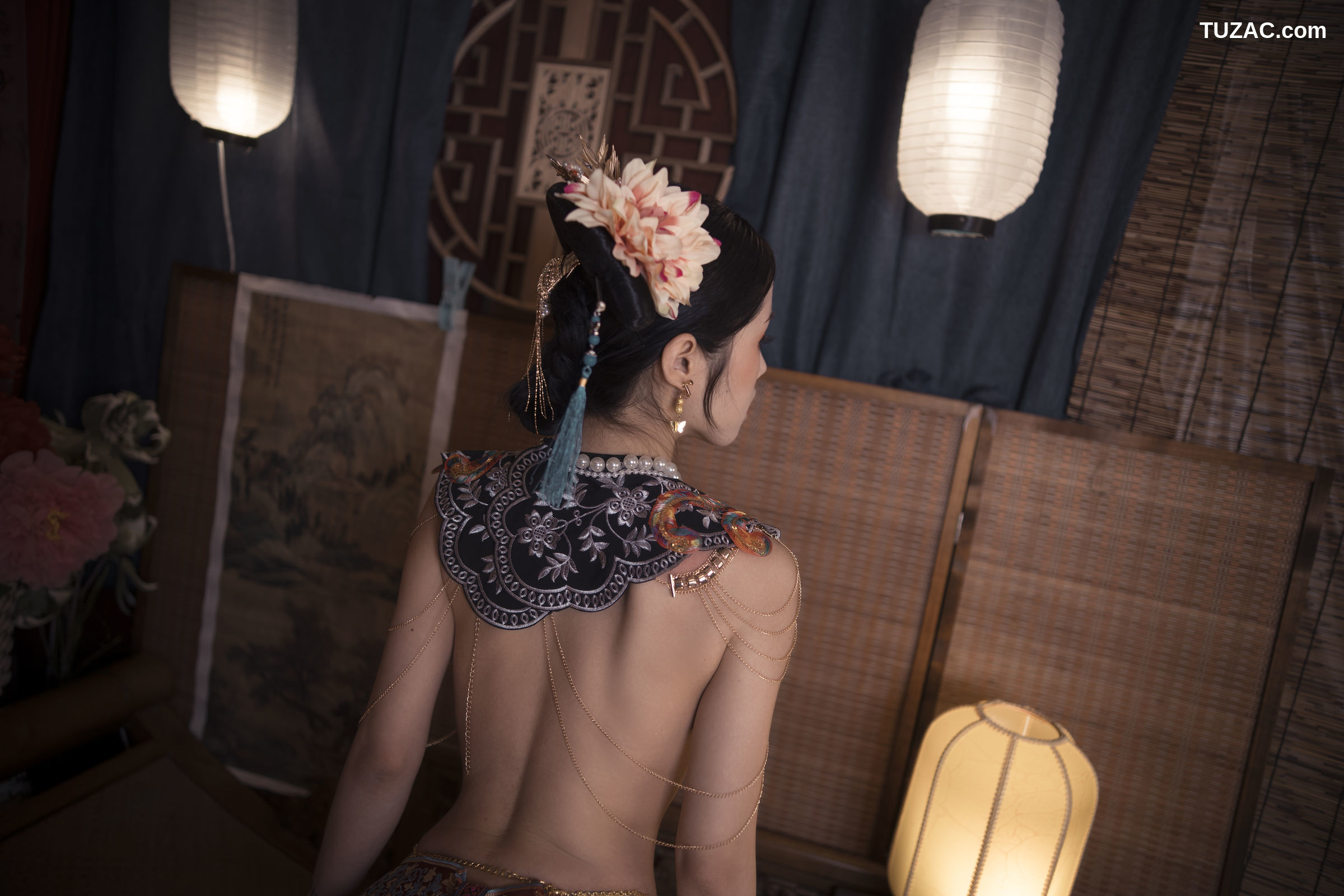 钛合金TiTi-满清服饰