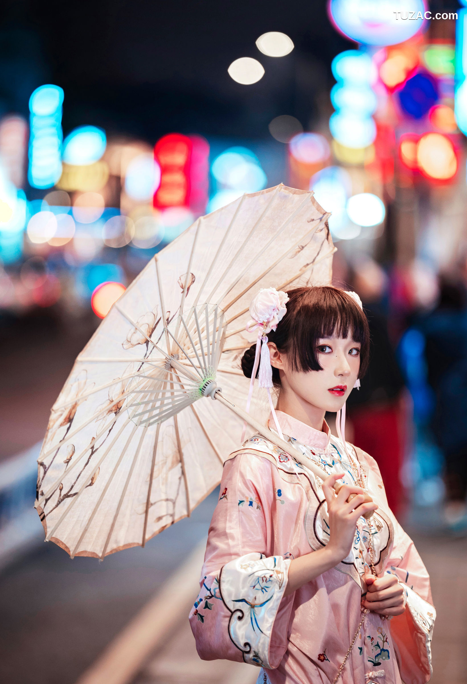 阿包也是兔娘-No.09-国潮少女-15P